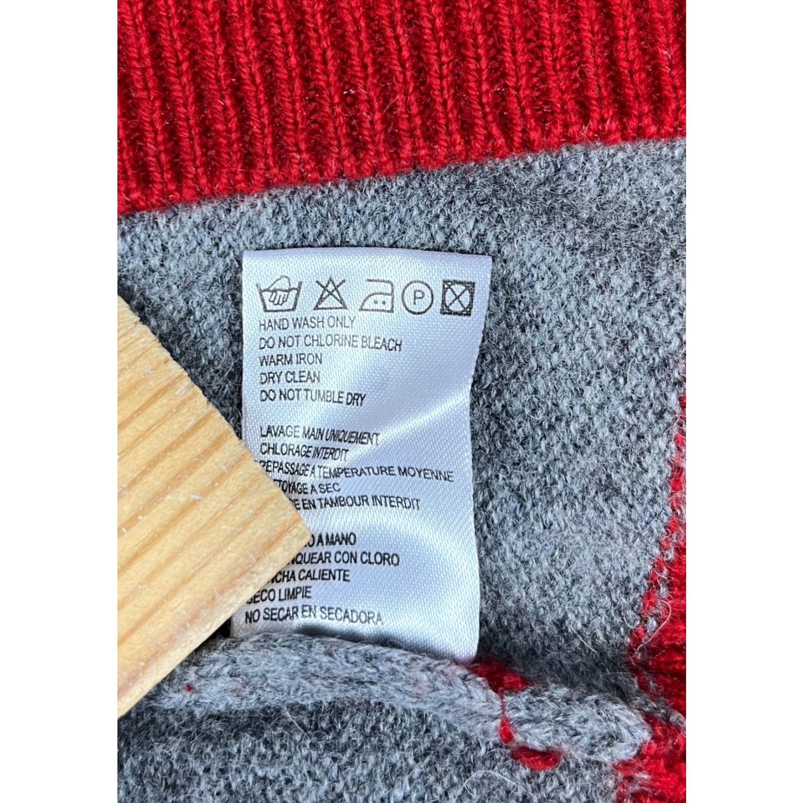 Hackett Hackett London Men's Pullover V-Neck Sweater Sz S Striped 100% Lambswool Gray Red Knit Wool Shirt Sweater Mens Size US S / EU 44-46 / 1 - 7 Thumbnail