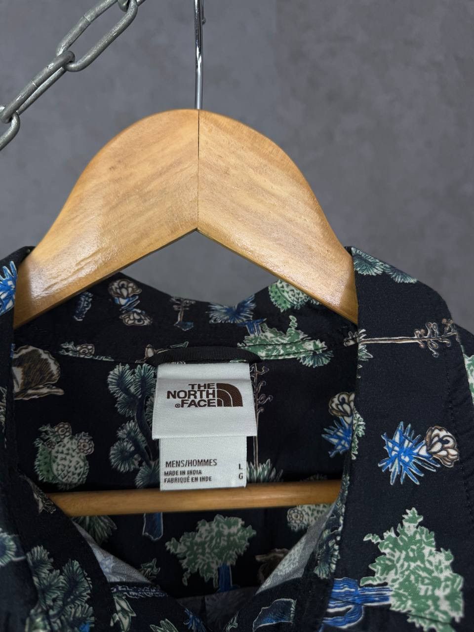 The North Face TNF The North Face outdoor Hawaiian shirt Size US L / EU 52-54 / 3 - 3 Thumbnail