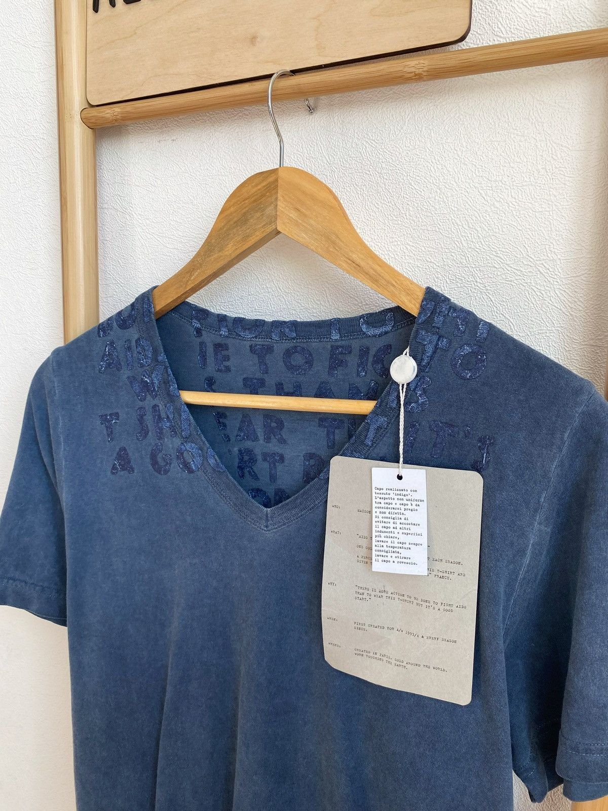 Maison Margiela MAISON MARTIN MARGIELA AIDS garment dyed v- neck t-shirt Size US S / EU 44-46 / 1 - 10 Thumbnail