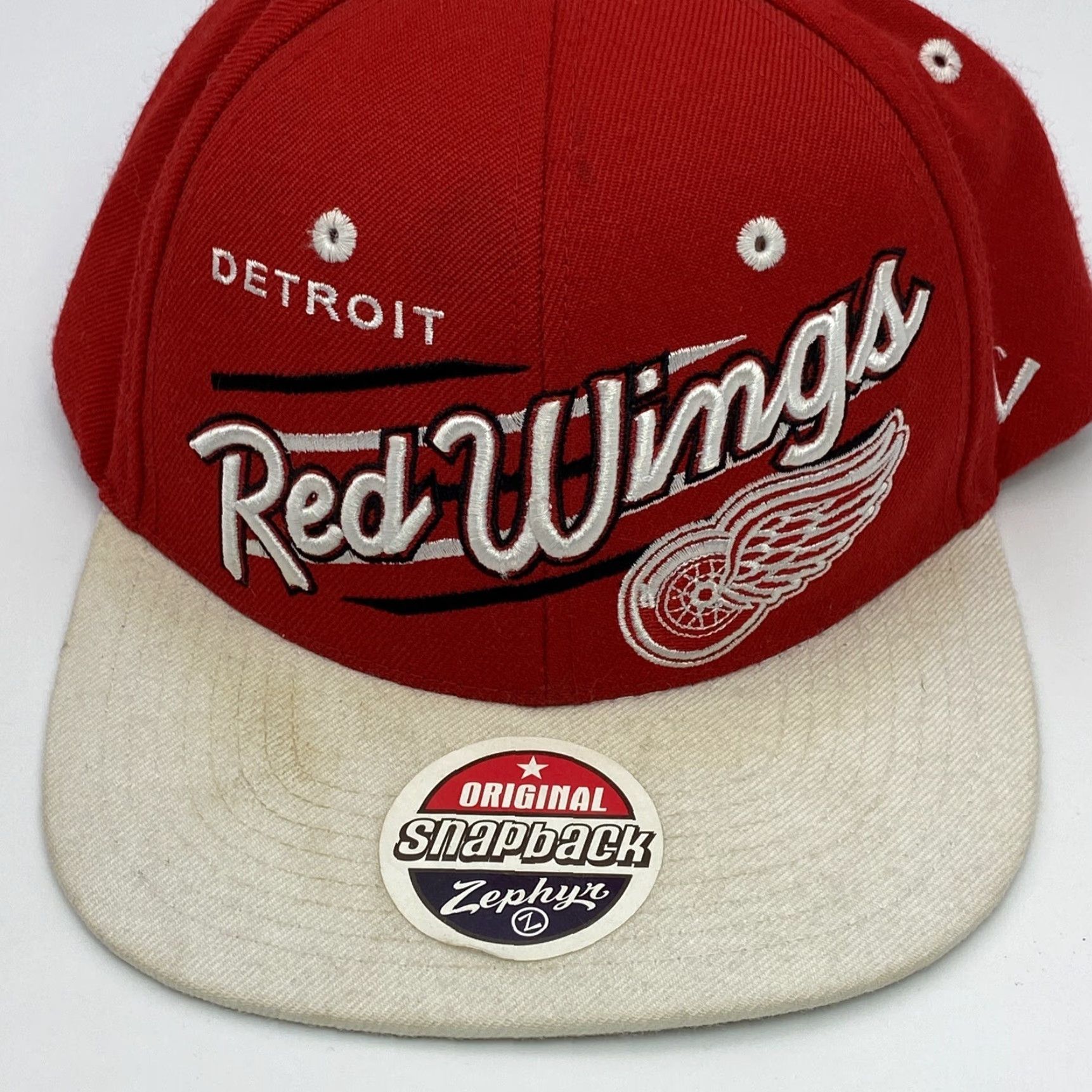 Zephyr VINTAGE Zephyr DETROIT RED WINGS Hat Snapback White Red Flat Brim Mens Cap One Size 90s Concert Casual Men’s Size ONE SIZE - 2 Thumbnail