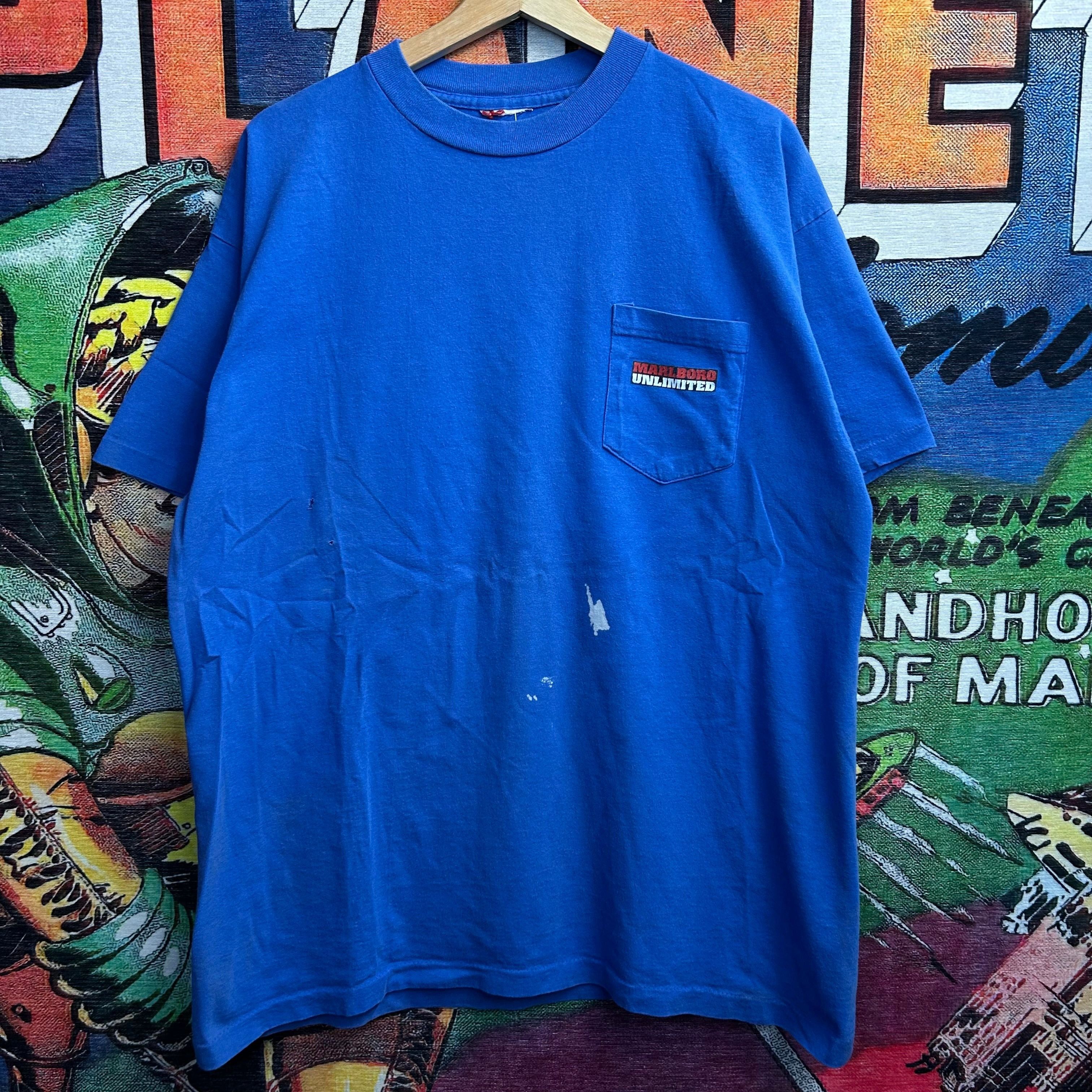 Vintage 90’s Marlboro Unlimited Wolf Pocket Tee Size XL