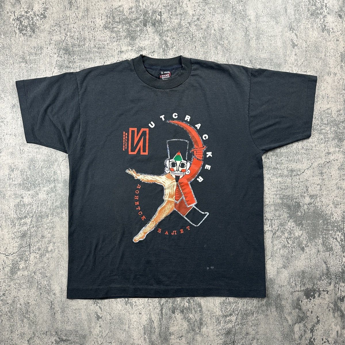 Fruit Of The Loom × Vintage Vintage 90s The Nutcracker Ballet T Shirt Size US L / EU 52-54 / 3 - 1 Thumbnail