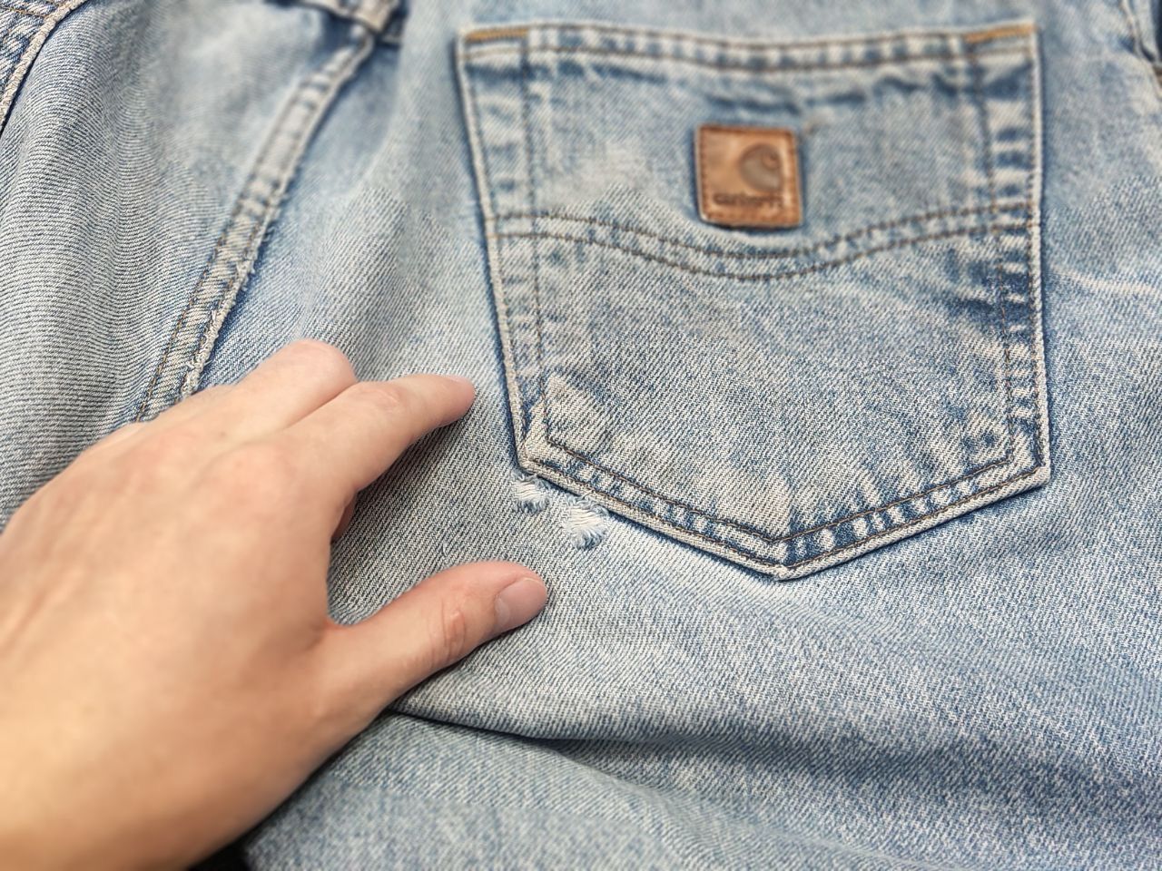 Carhartt Vintage 90's USA Carhartt Faded Blue Distressed Denim Jeans Size US 34 / EU 50 - 20 Thumbnail