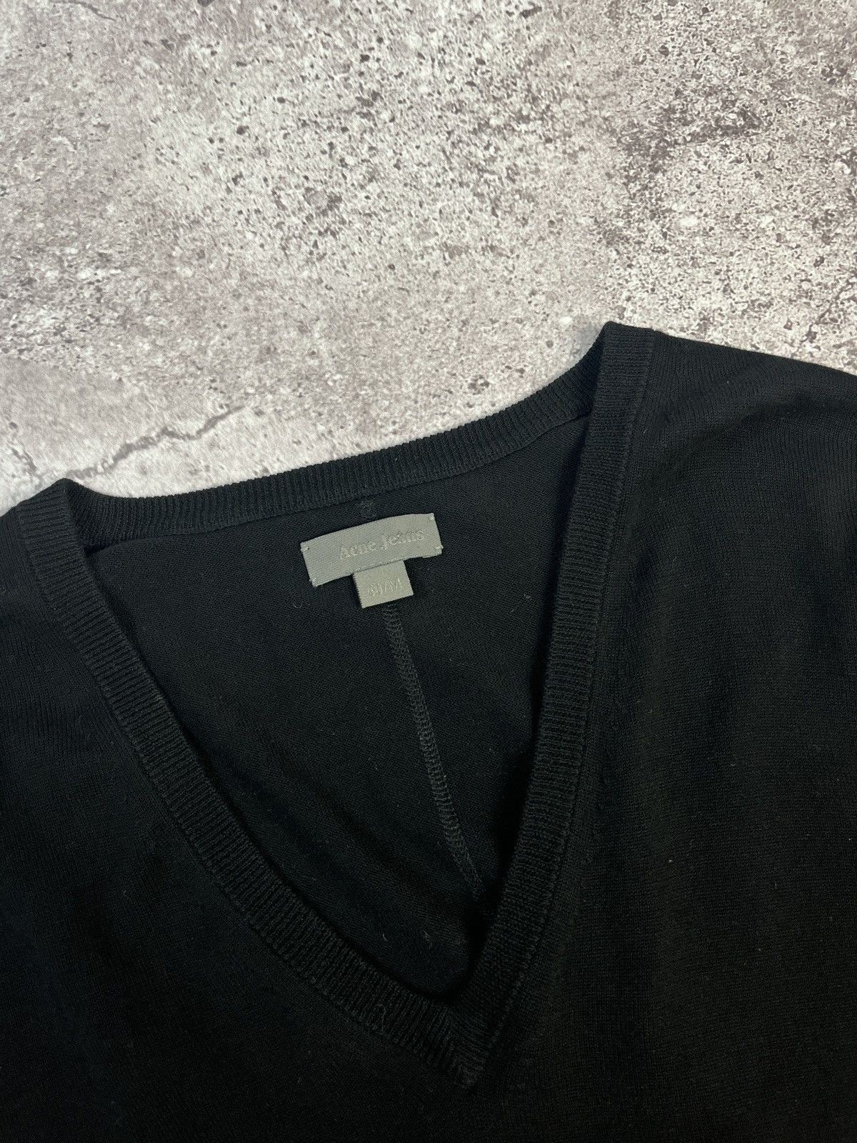 Acne Studios Acne Jeans Logo V-Neck Cotton Jumper Size US M / EU 48-50 / 2 - 7 Thumbnail