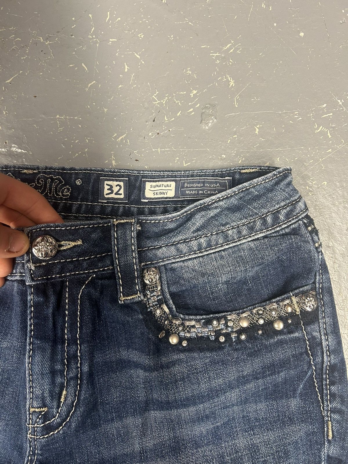Miss Me × Vintage Crazy Vintage Y2K Miss Me Bejeweled Signature Skinny Jeans Size 32" / US 10 / IT 46 - 4 Thumbnail