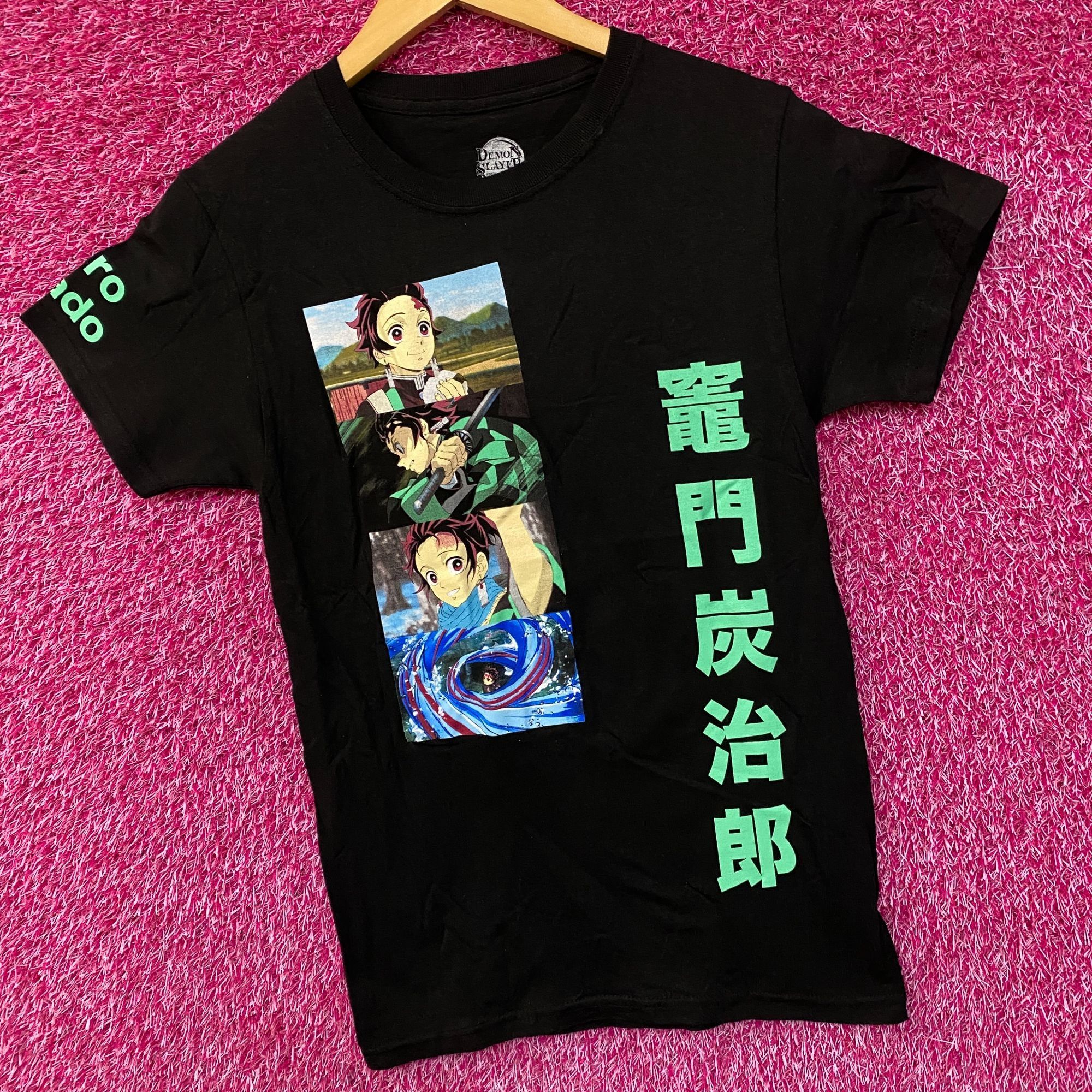 Anime Demon Slayer : Kimetsu no Yaiba - Tanjiro Kamado Anime T-Shi Size US XS / EU 42 / 0 - 3 Thumbnail