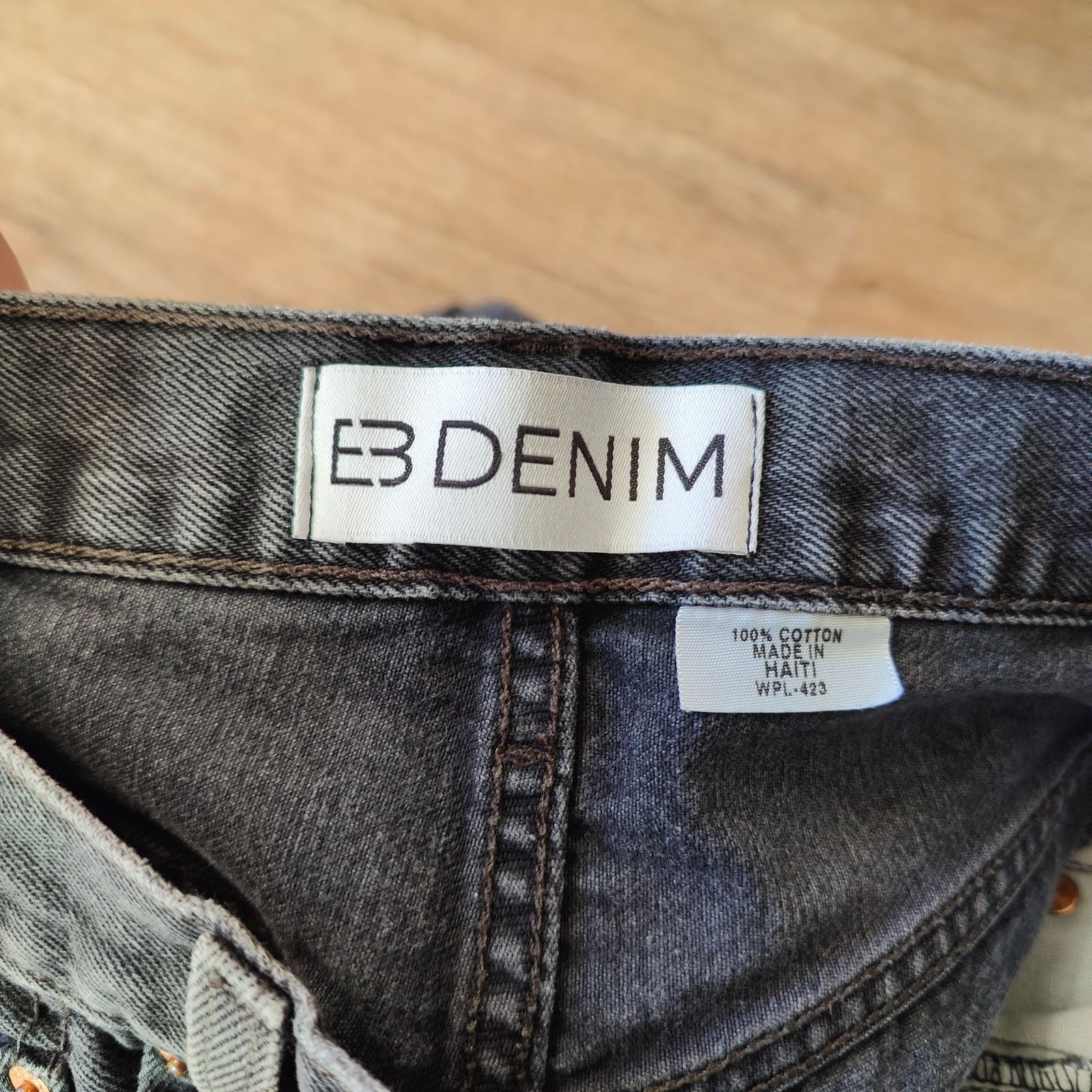 EB Denim EB Denim OG Reworked Levi's Womens 26 Gray Wash Size 26" / US 2 / IT 38 - 12 Thumbnail