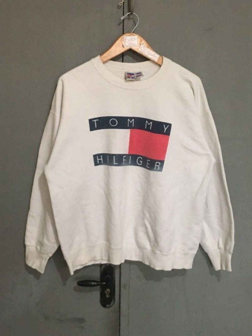 Tommy Hilfiger Vintage Tommy Hilfiger Sweatshirt Tag Hanes Size US M / EU 48-50 / 2 - 1 Thumbnail