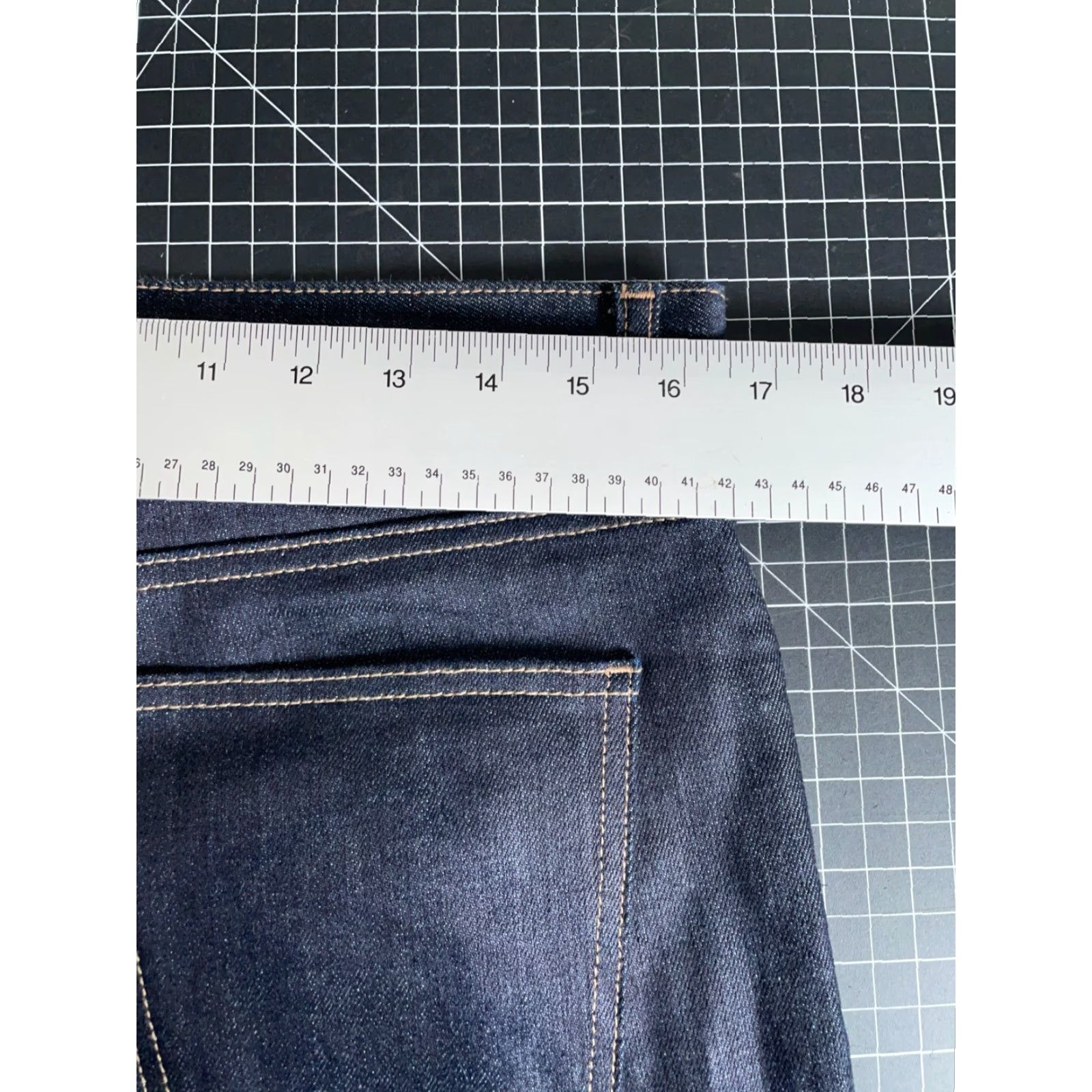Uniqlo Uniqlo Jeans Slim Tapered Denim 5-Pocket Blue Kaihara Cotton Stretch Regular Men 32 x 27 Vintage No 90s Style Size US 33 - 5 Thumbnail
