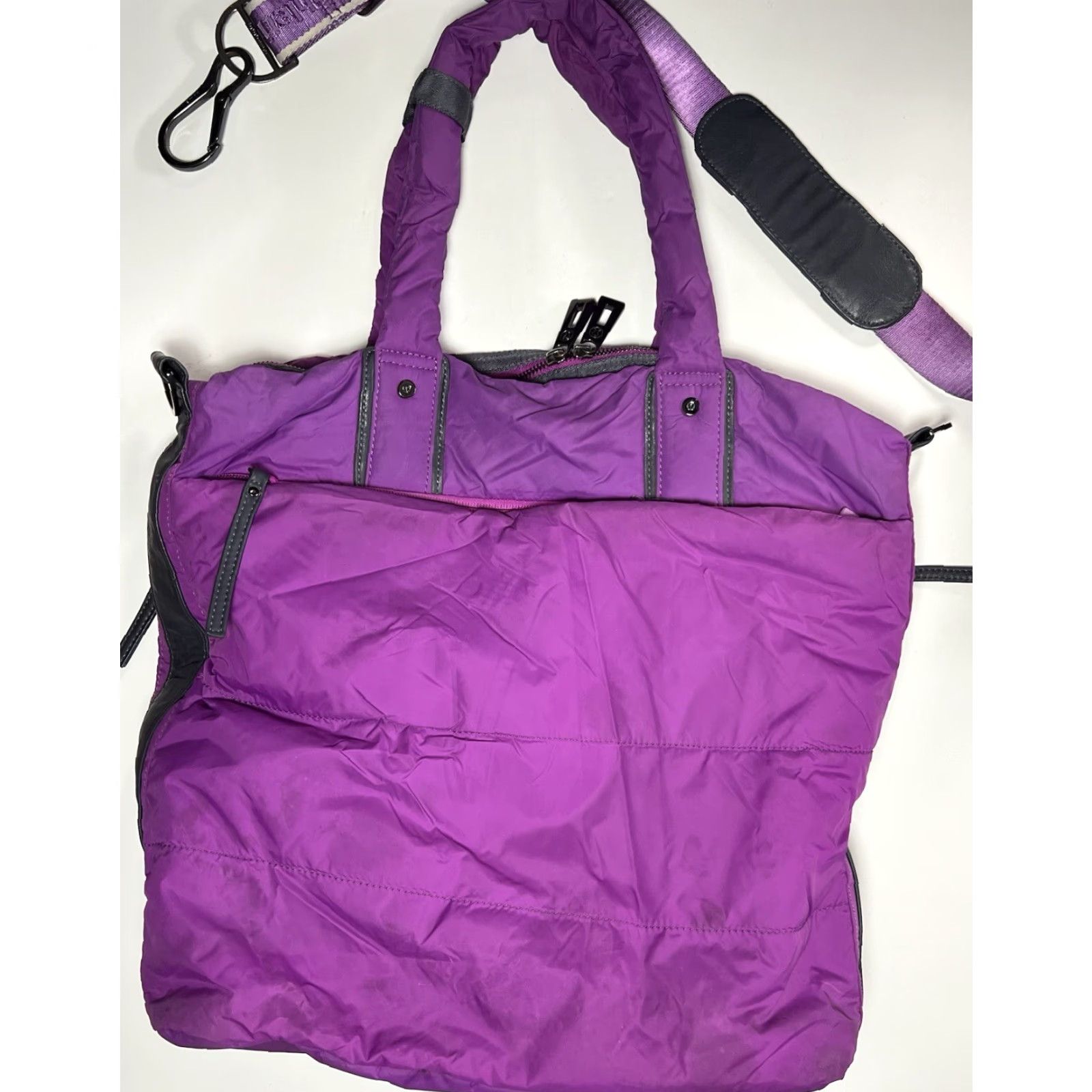 Lululemon Lululemon Bon Voyage Duffel Bag Purple Large Travel Size ONE SIZE - 4 Thumbnail
