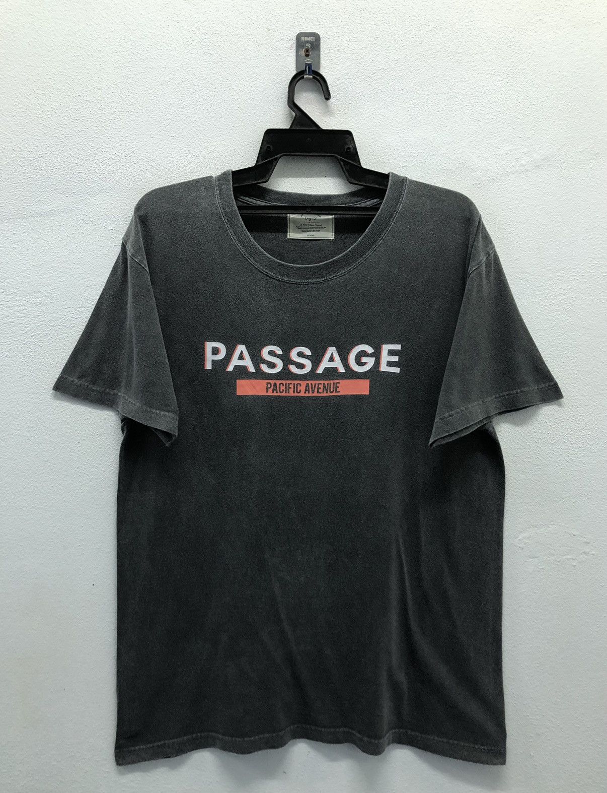 Vintage Vintage Ungrid Passage Pacific Avenue T-Shirt Size US L / EU 52-54 / 3 - 1 Thumbnail