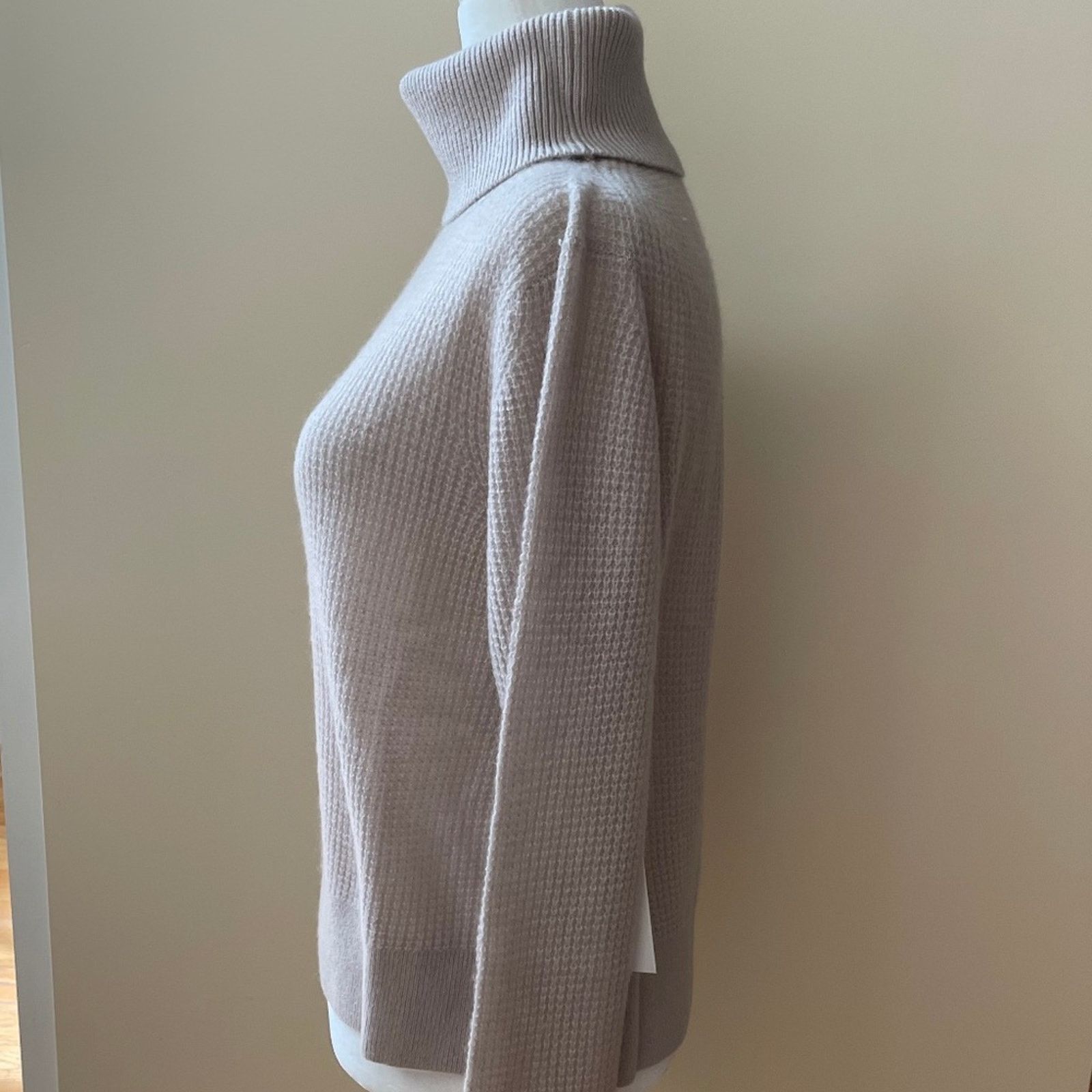 White + Warren Cashmere Shrunken Thermal Turtleneck Sweater-White +Warren Size L / US 10 / IT 46 - 2 Thumbnail