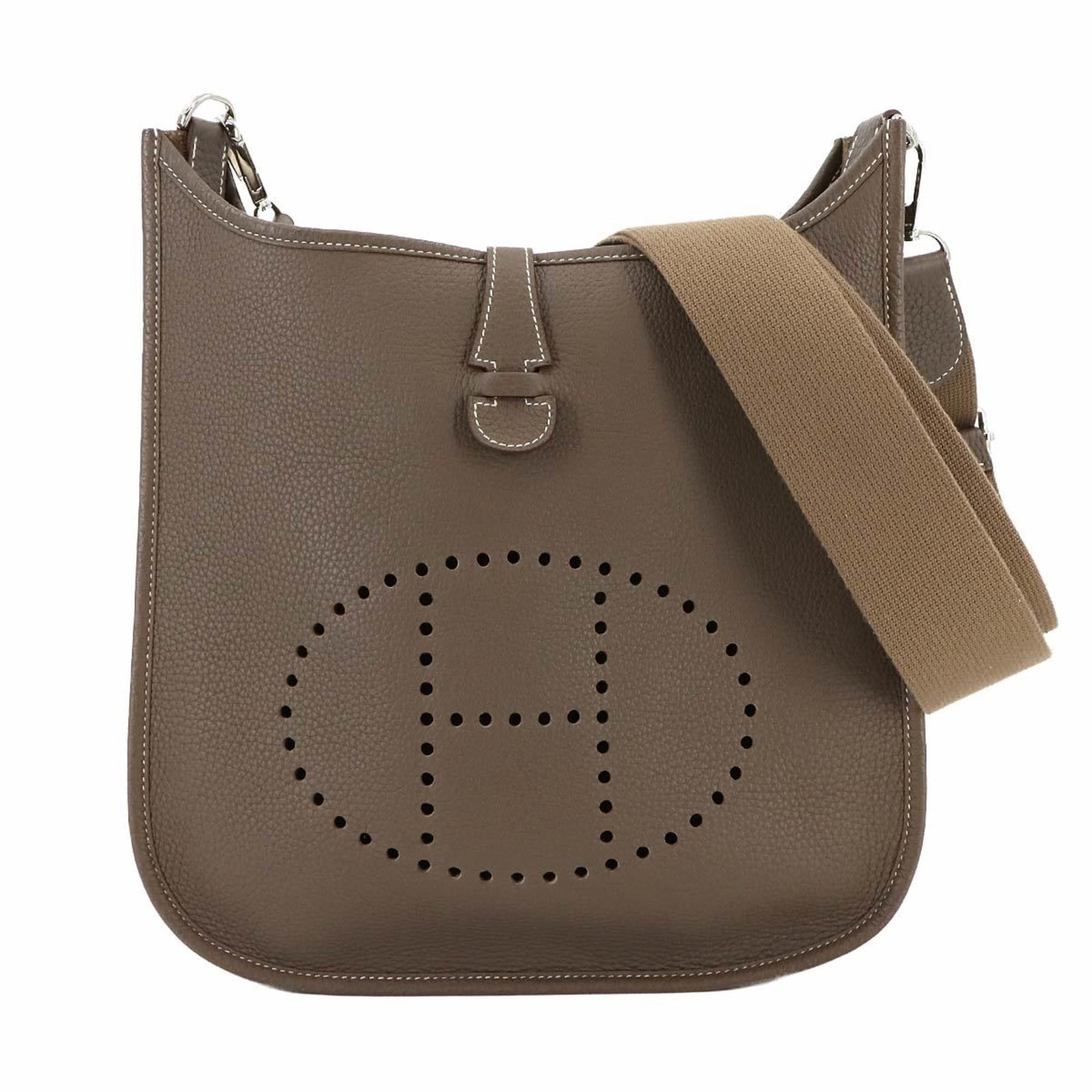 Hermes Evelyne 3 Pm Shoulder Bag Taurillon Clemence Etoupe Q Stamp Silver Hardware in Grey, Women's