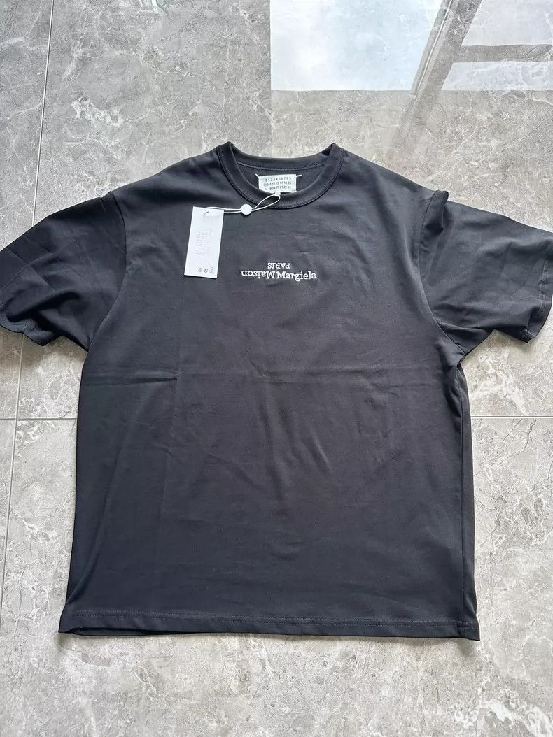 Maison Margiela Maison Margiela Logo Short Sleeve T-Shirt Size US L / EU 52-54 / 3 - 1 Thumbnail