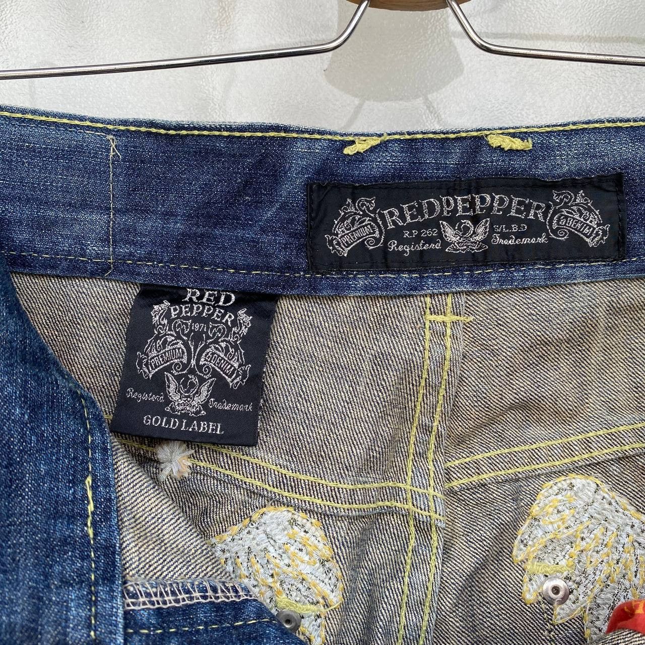 Japanese Brand × Le Grande Bleu (L.G.B.) × Tornado Mart A BEAUTIFUL FLARE DENIM RED PEPPER GOLD LABEL EAGLE WING Size US 31 - 14 Thumbnail