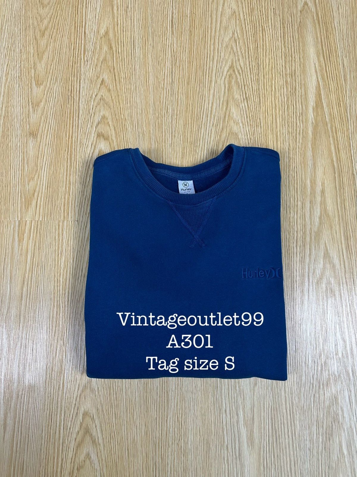 Hurley × Vintage Vintage Hurley Plain Faded Crewneck Sweatshirt A301 Size US S / EU 44-46 / 1 - 10 Thumbnail