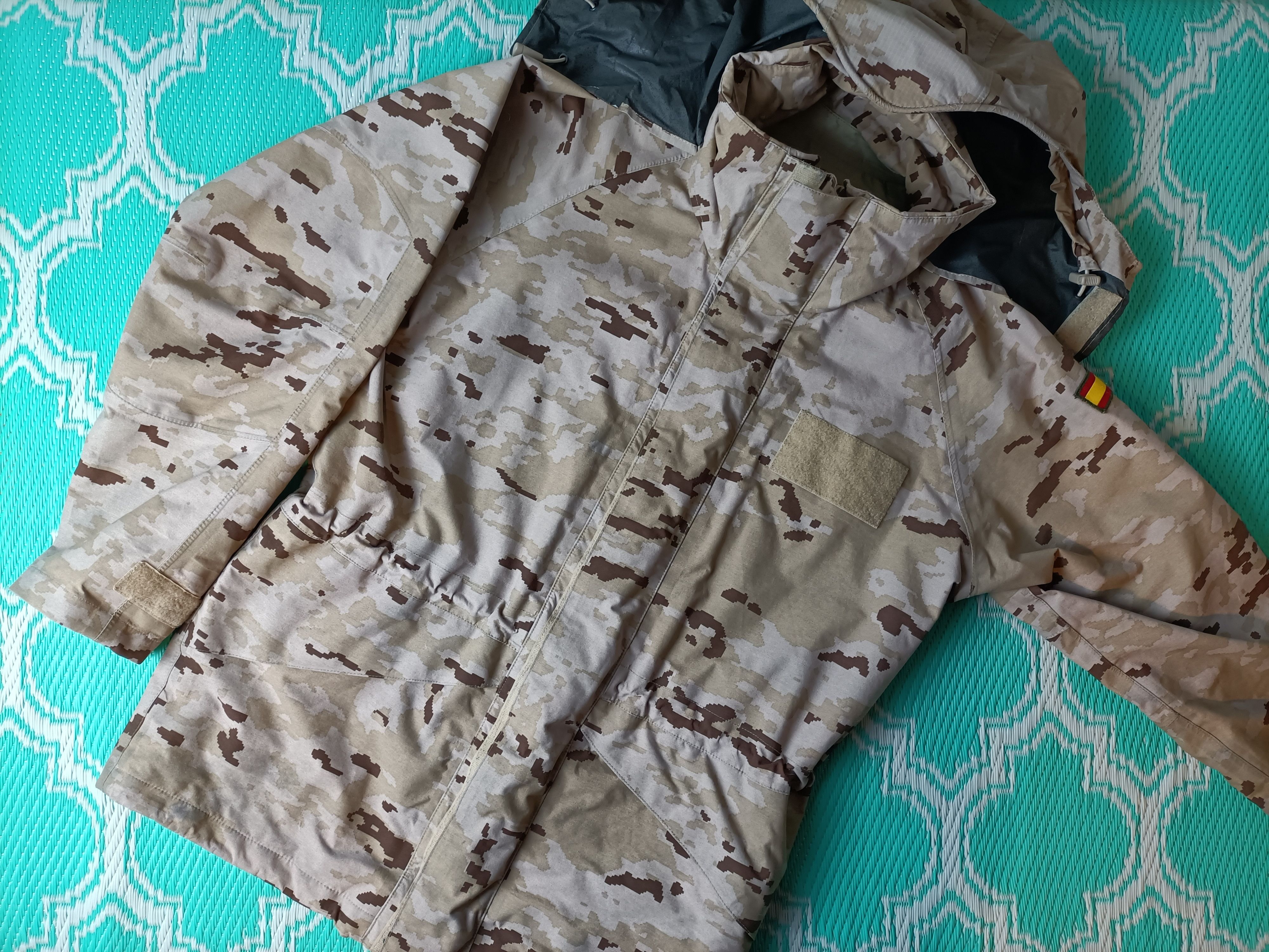 Other Genuine Spanish Army Grassi Parka GORE-TEX Size US L / EU 52-54 / 3 - 5 Thumbnail
