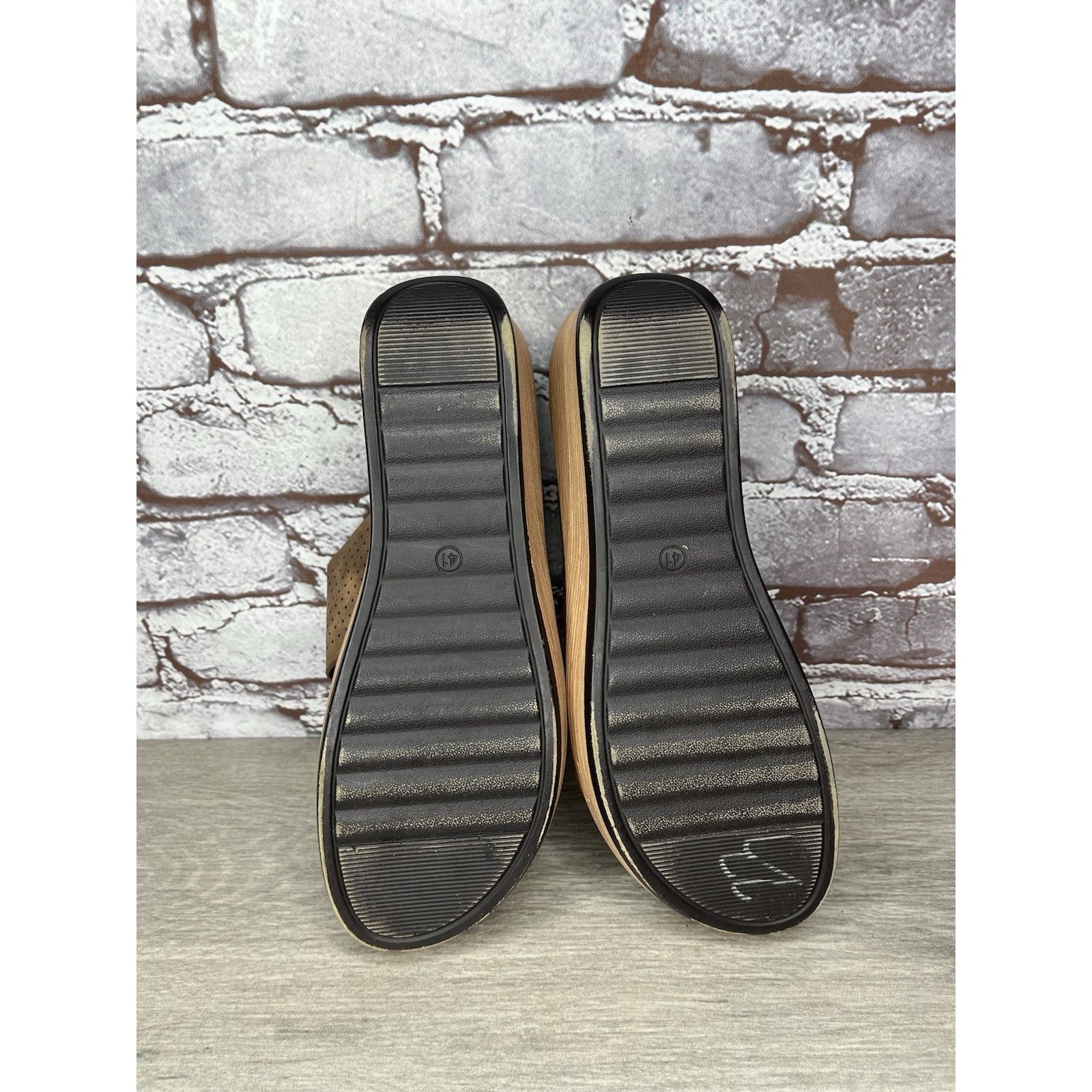 Patrizia Pepe Patrizia Brown Leather Perforated Slip On Wedge Sandals Wome Size US 10.5 / IT 40.5 - 15 Thumbnail