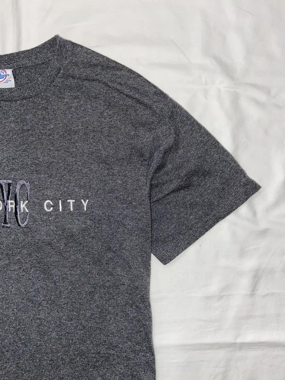 Vintage VINTAGE NEW YORK NY TEE T SHIRT Y2K STREETWEAR USA AMERICA Size US M / EU 48-50 / 2 - 11 Thumbnail