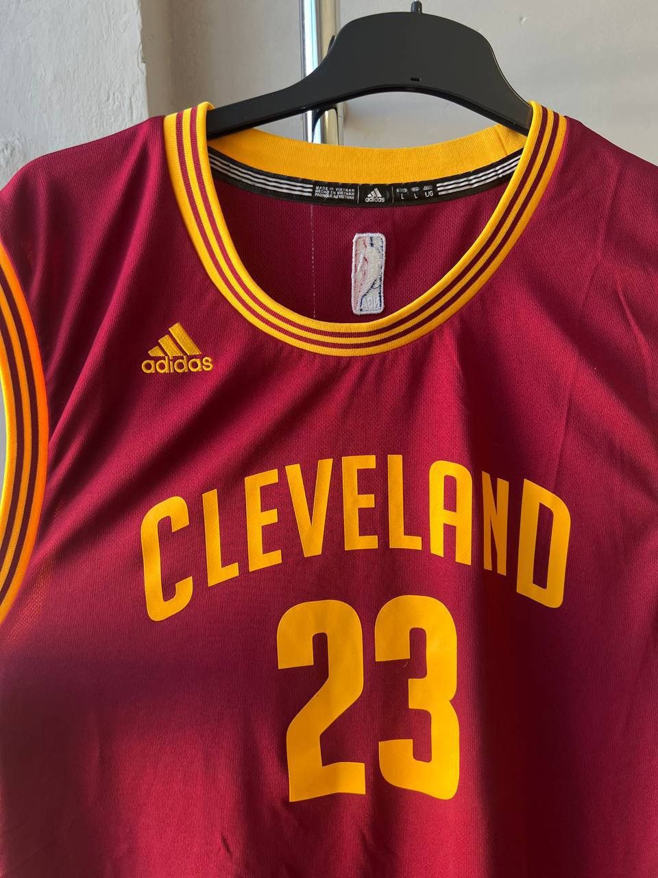 NBA 2015 CLEVELAND CAVALIERS #23 JAMES LEBRON BASKETBALL JERSEY Size US L / EU 52-54 / 3 - 4 Thumbnail