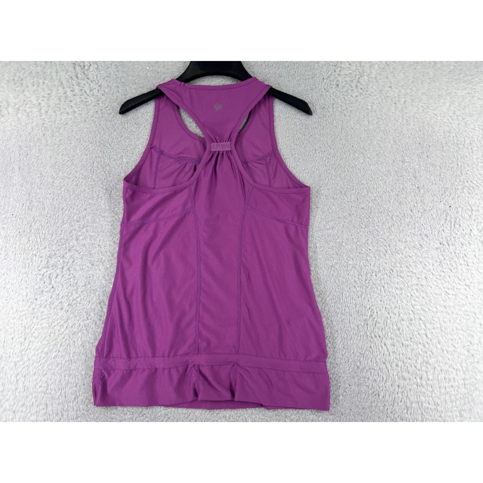 Athleta Athleta Shirt Womens Small Purple Tank Zipper Pocket Polyester Blend Stretch Size S / US 4 / IT 40 - 2 Thumbnail