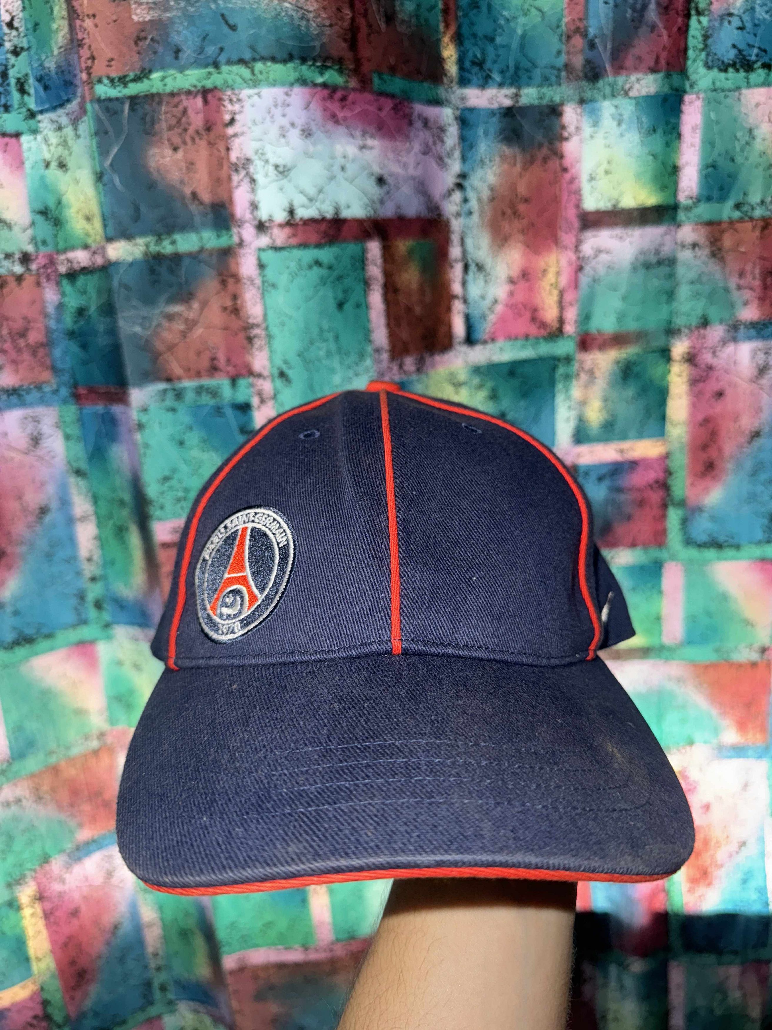 Nike PSG Paris Saint Germain 2000s Vintage Cap Size 42 - 1 Thumbnail