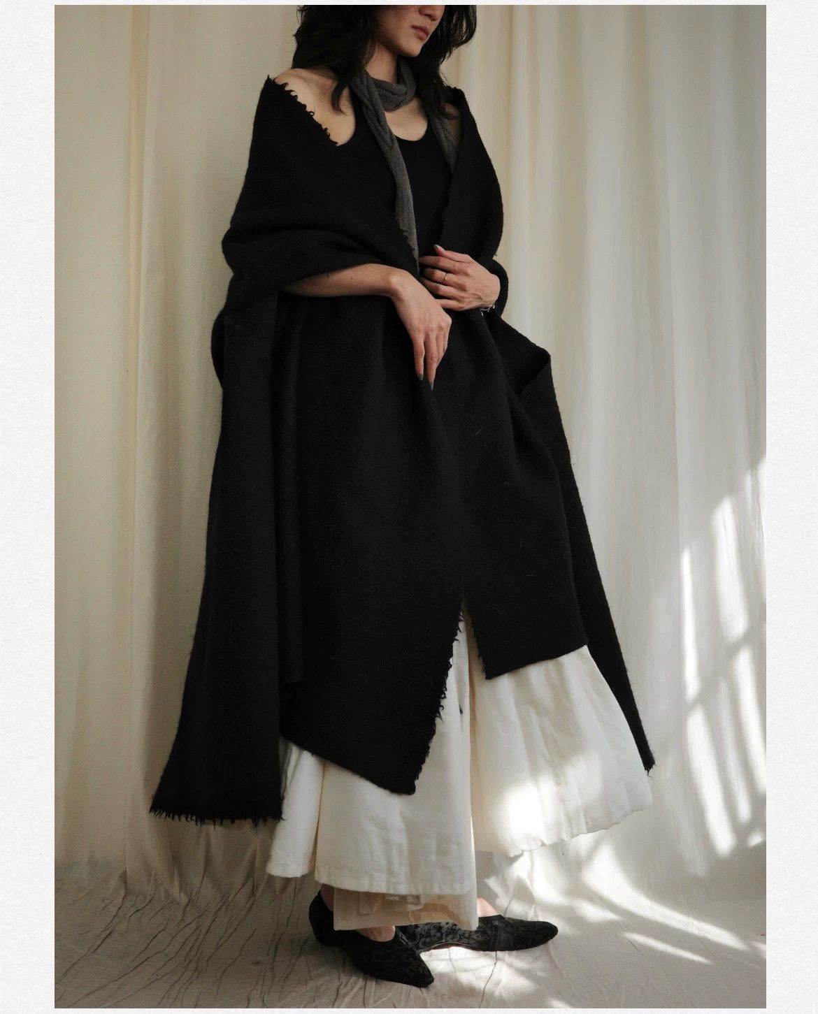 KLASICA Klasica 2000s Rare Oversized Wool Cape/Scarf 9New Size ONE SIZE - 1 Thumbnail