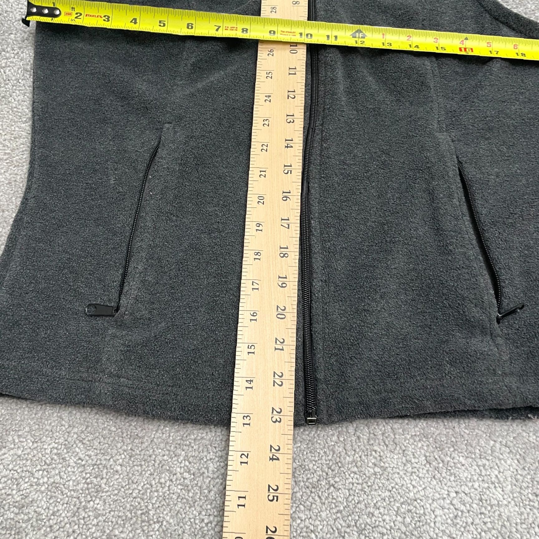 Vintage Columbia Benton Springs Vest Womens Medium Gray Fleece Full Zip Outdoor Pockets Size M / US 6-8 / IT 42-44 - 6 Thumbnail