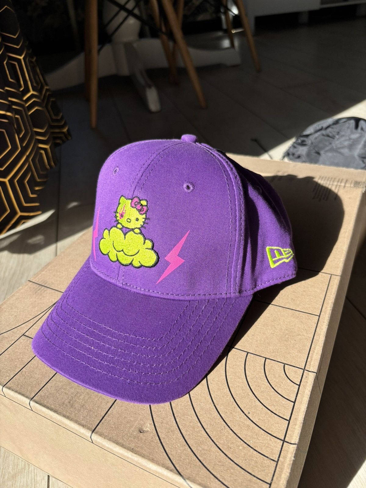 New Era New era x Hello Kitty Size ONE SIZE - 1 Thumbnail