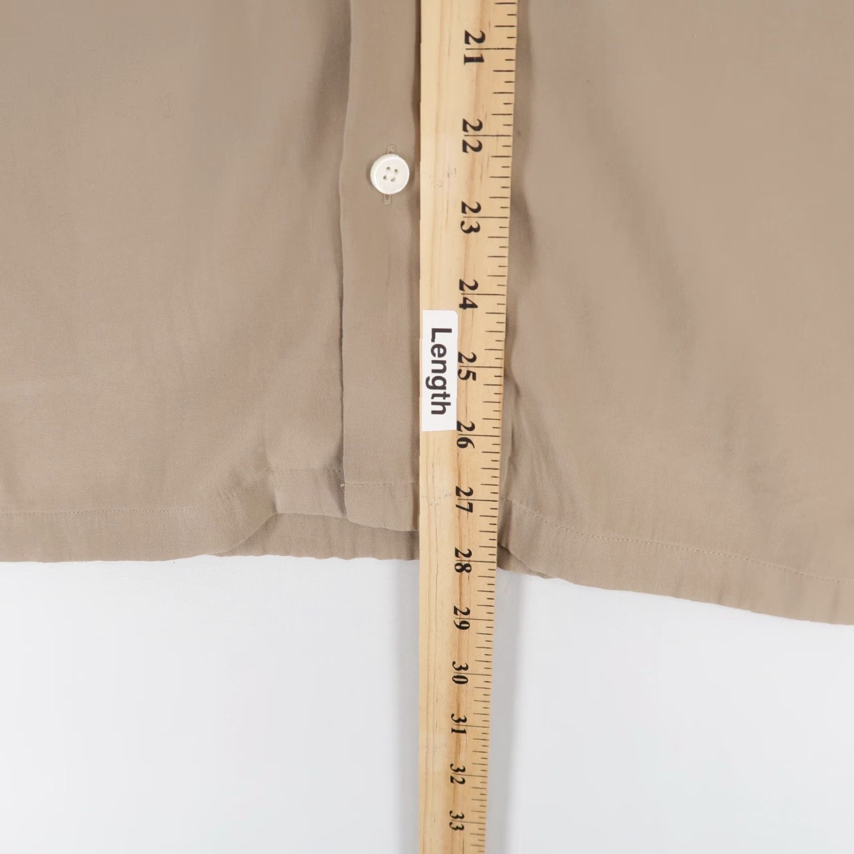 Cuts Cuts Shirt Mens S Tan Camp Collar Short Sleeve Button Up Rayon Blend Size US S / EU 44-46 / 1 - 4 Thumbnail