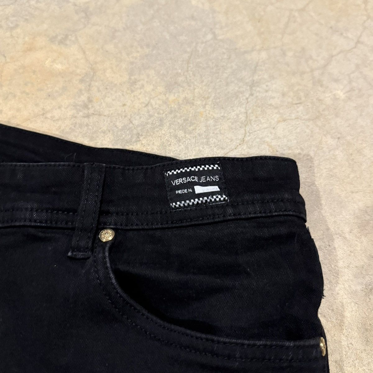 Versace Jeans Couture Versace Jeans Couture Gold Logo Piece Number Slim Fit Denim Size US 38 / EU 54 - 10 Thumbnail