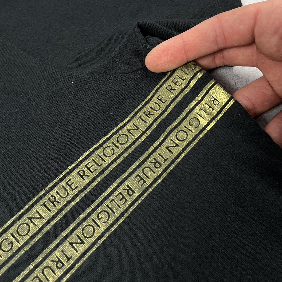 True Religion Vintage True Religion y2k big logo gold buddha tee 90’s Size US L / EU 52-54 / 3 - 9 Thumbnail