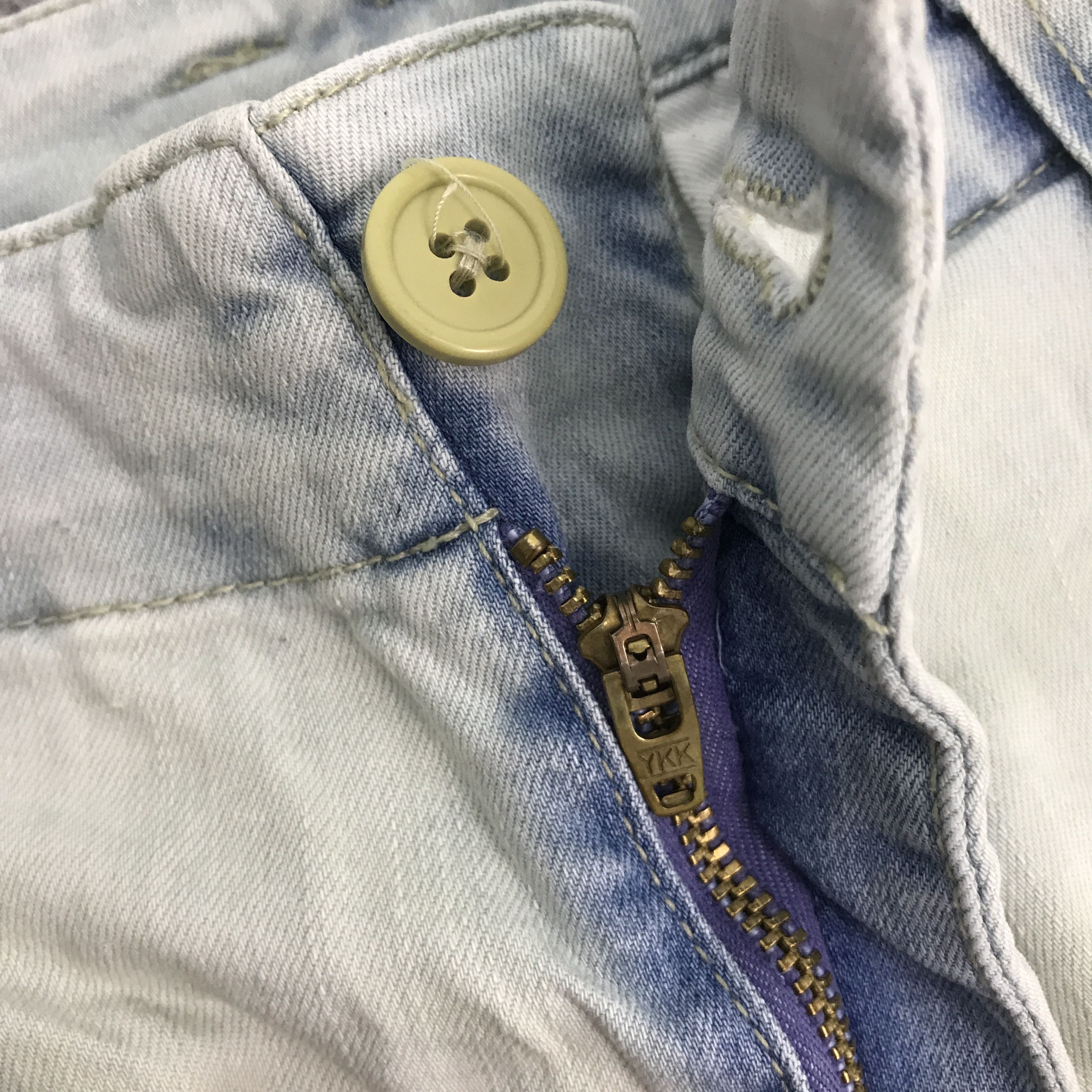 Japanese Brand purple & yellow Baggy light wash denim pants Size US 28 / EU 44 - 14 Thumbnail