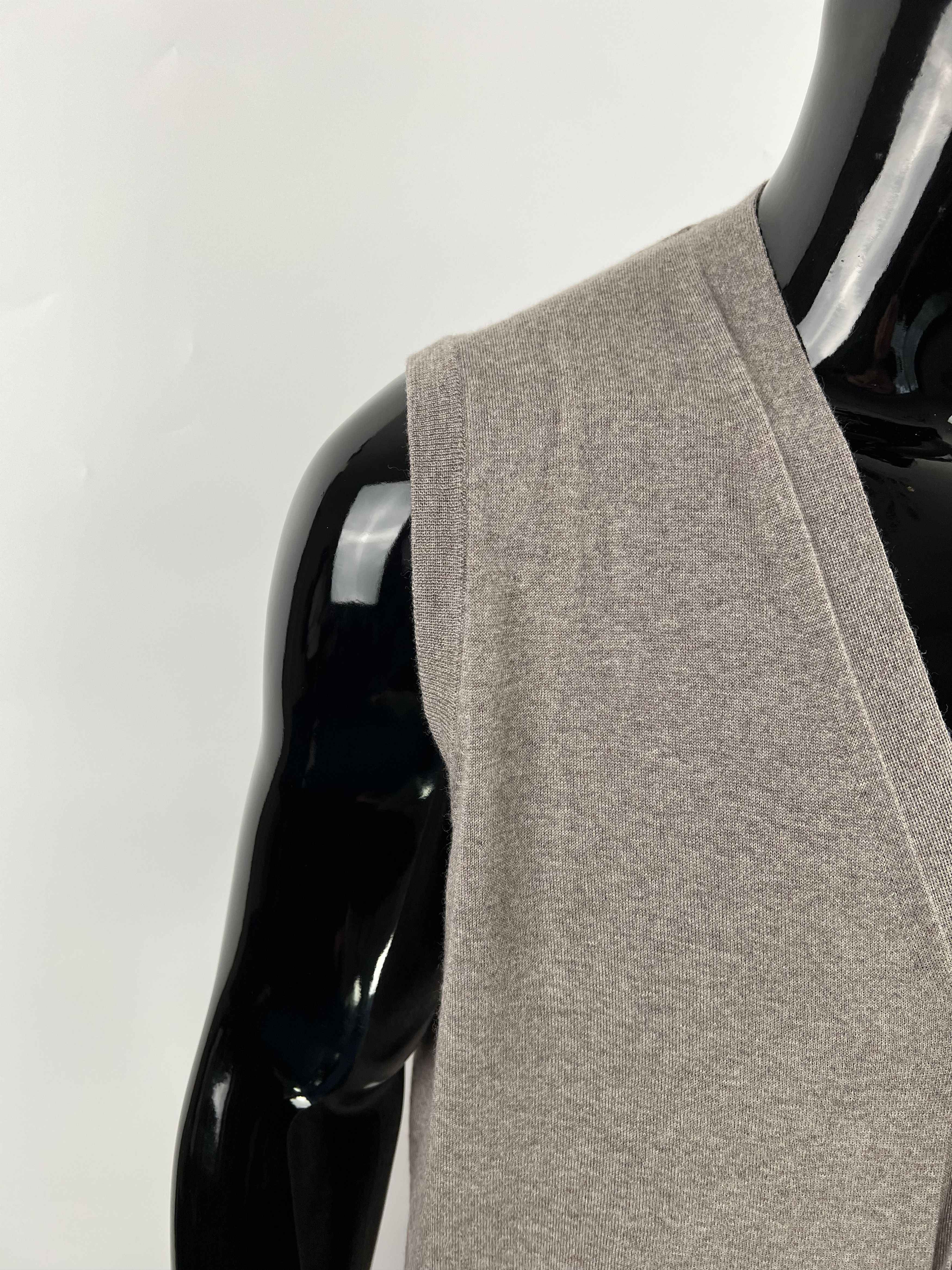 Canali Canali Merino Wool V-Neck Sweater Vest Size IT56 Size US XL / EU 56 / 4 - 3 Thumbnail