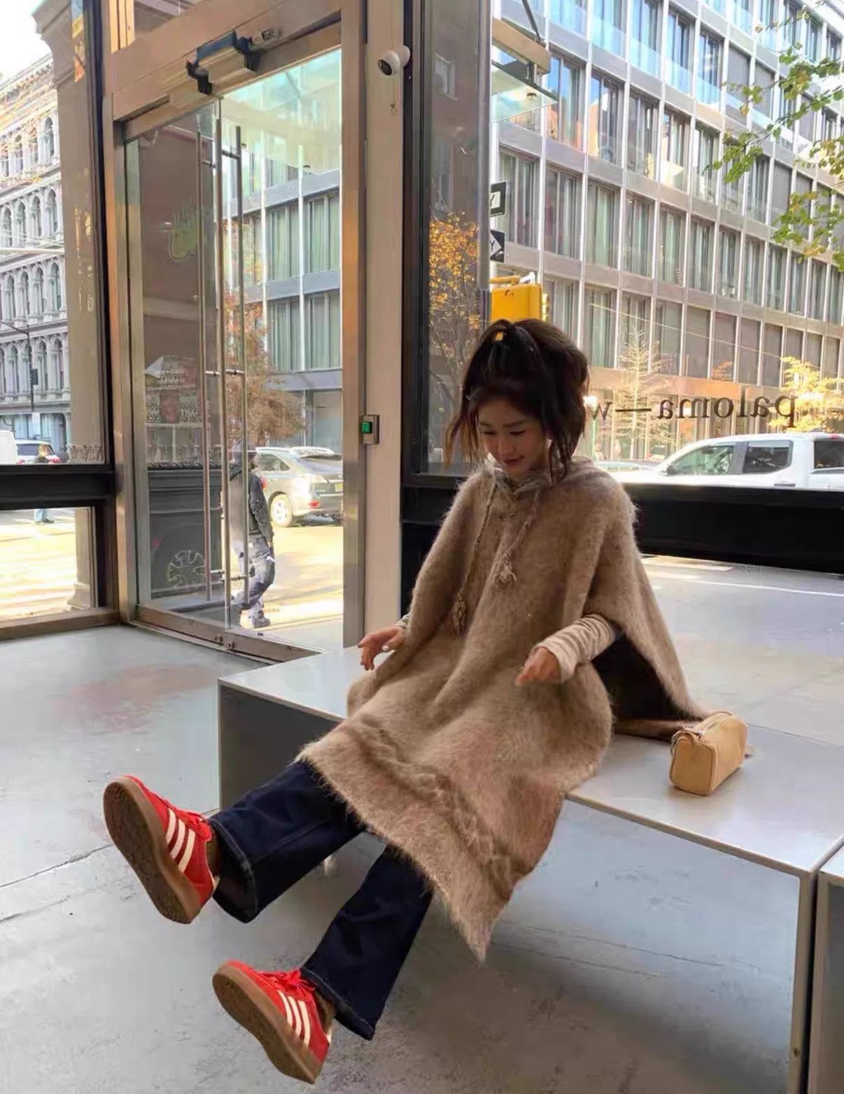Celine Celine New Wool Alpaca Cloak S Unique Cute Size ONE SIZE - 6 Thumbnail