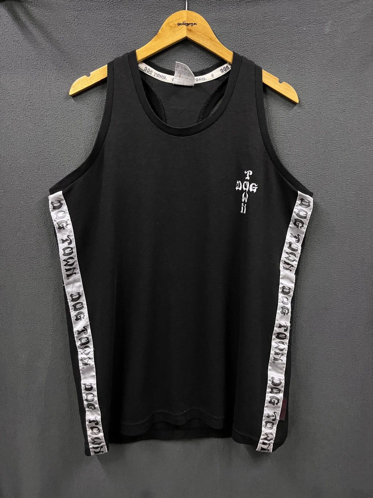 Dogtown DOG TOWN SLEEVELESS TSHIRT Size US L / EU 52-54 / 3 - 1 Thumbnail