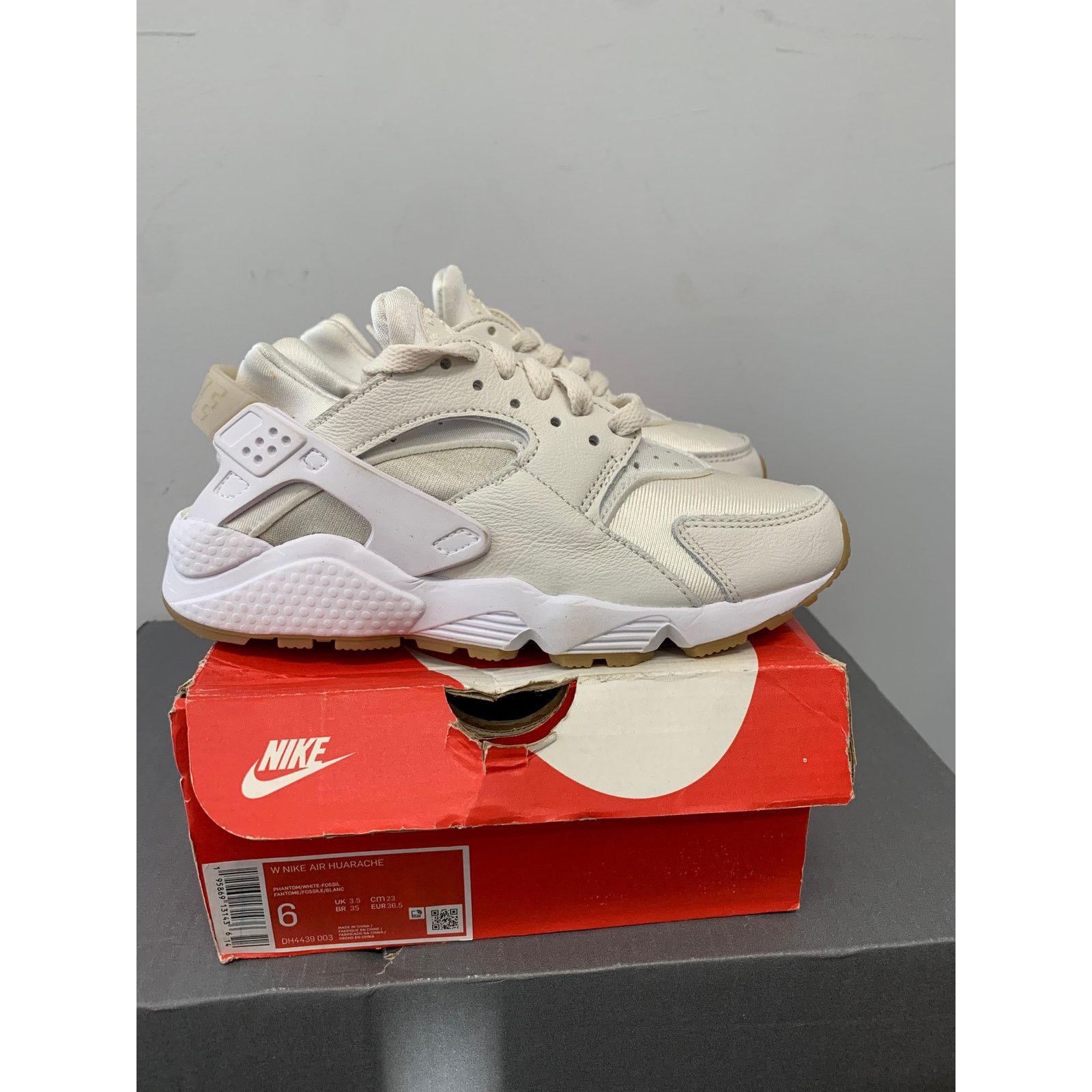 Nike Nike Air Huarache Phantom Fossil Gum Women's Size 6 NEW Size US 6 / IT 36 - 1 Thumbnail