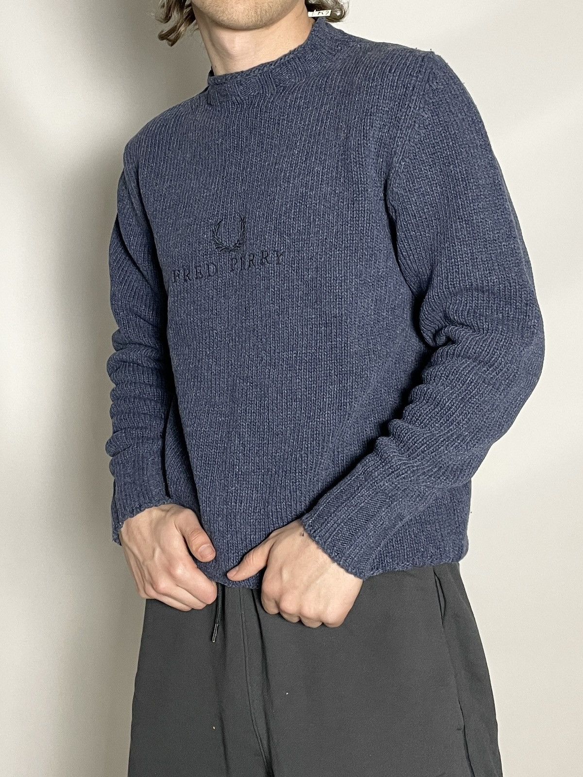 Fred Perry × Lonsdale × Vintage VINTAGE 🦕 Fred Perry Centre Logo London Knitted Sweater Size US M / EU 48-50 / 2 - 12 Thumbnail