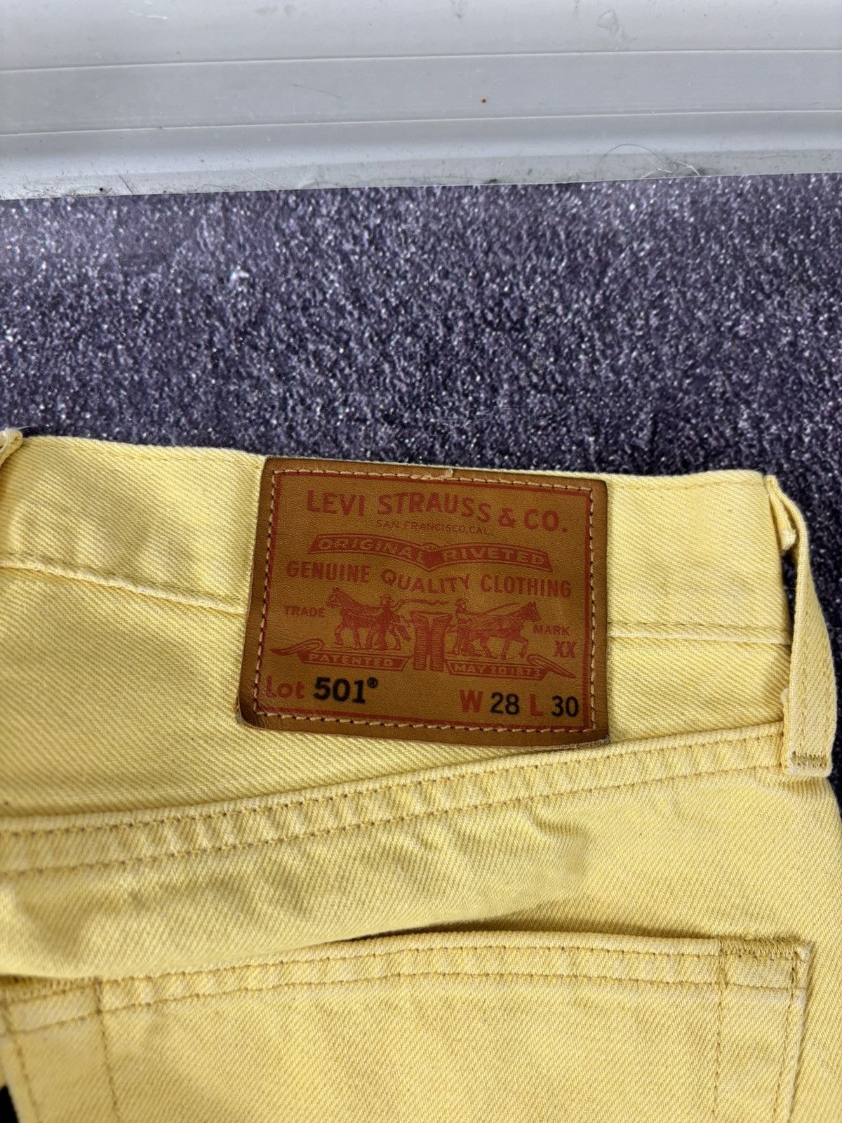 Levi's Levi’s Premium 501 Lemon Tab Slim Fit Yellow Denim Jeans Size US 28 / EU 44 - 10 Thumbnail