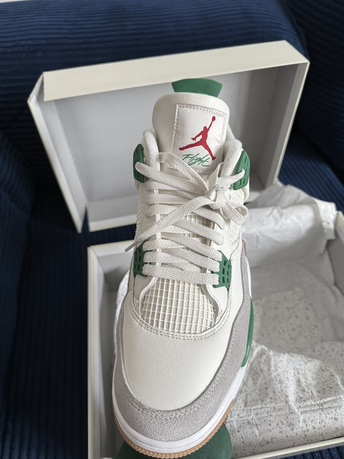 Jordan Brand Jordan x Nike SB Pine Green 4s Size US 12 / EU 45 - 4 Thumbnail
