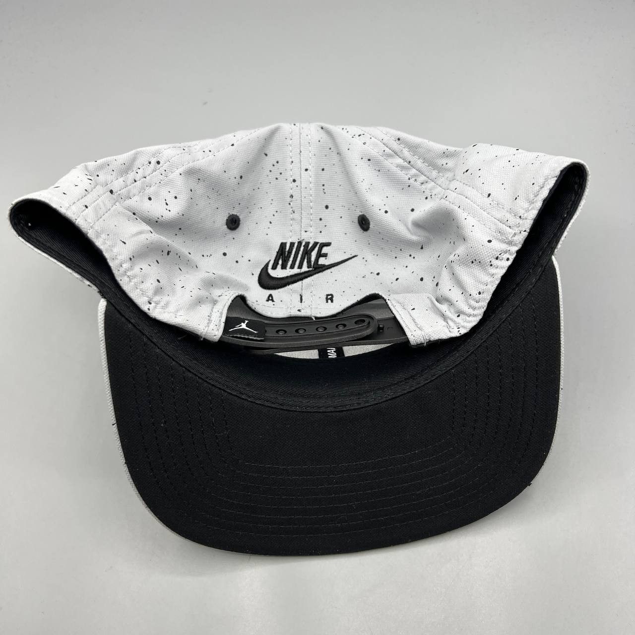 Jordan Brand Air Jordan Hat Men Speckled Print Jumpman Snap Back Cap Size ONE SIZE - 7 Thumbnail