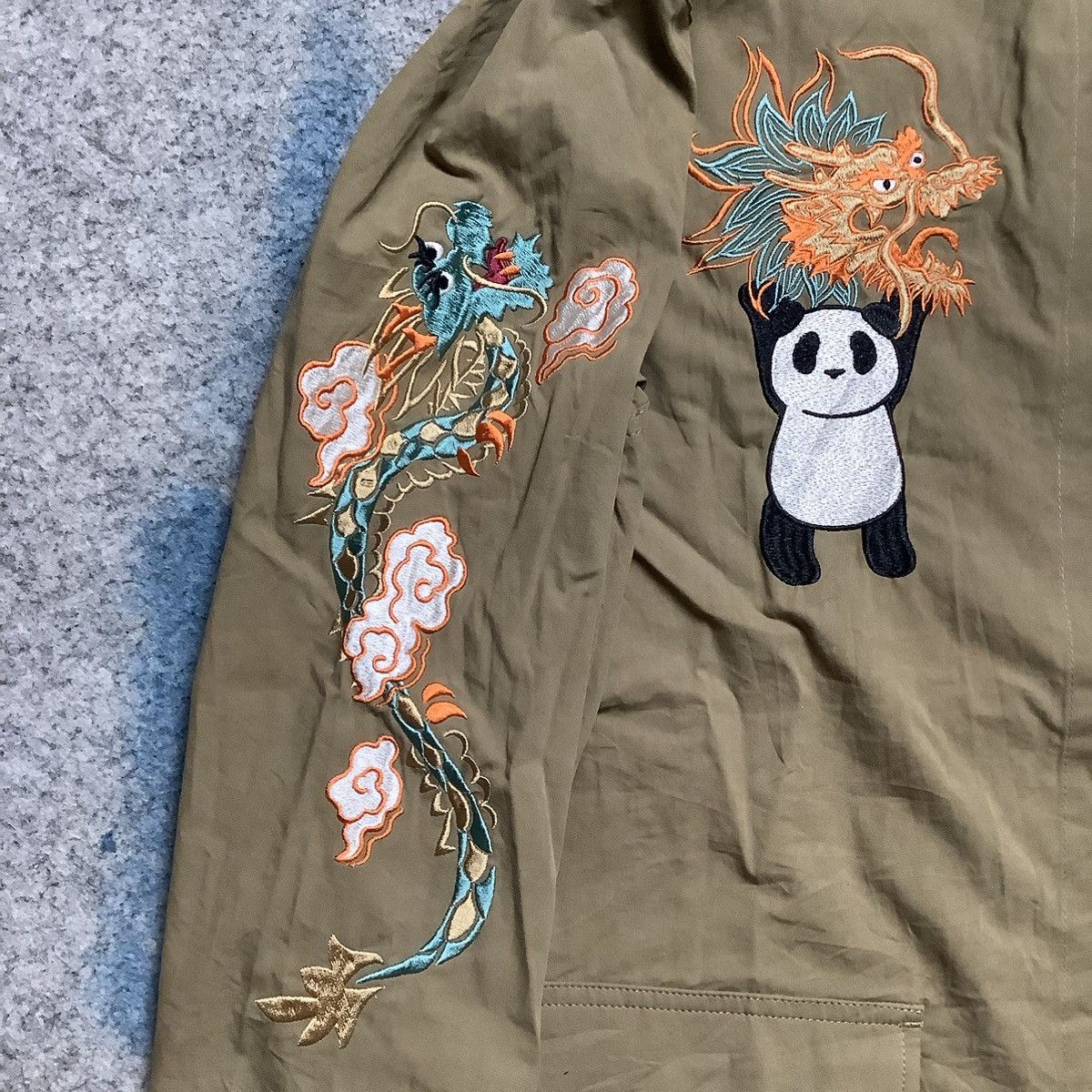 Edifice Japan × Japanese Brand Rare Pandiesta Dragon Sukajan Japanese Brand Size US L / EU 52-54 / 3 - 7 Thumbnail