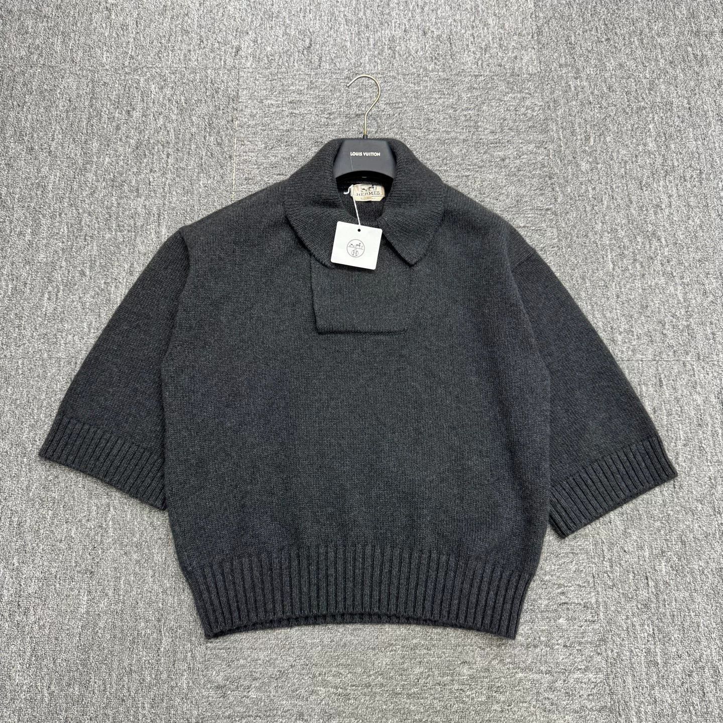 Hermes Hermes Detachable Collar Cashmere Sweater Size US L / EU 52-54 / 3 - 1 Thumbnail