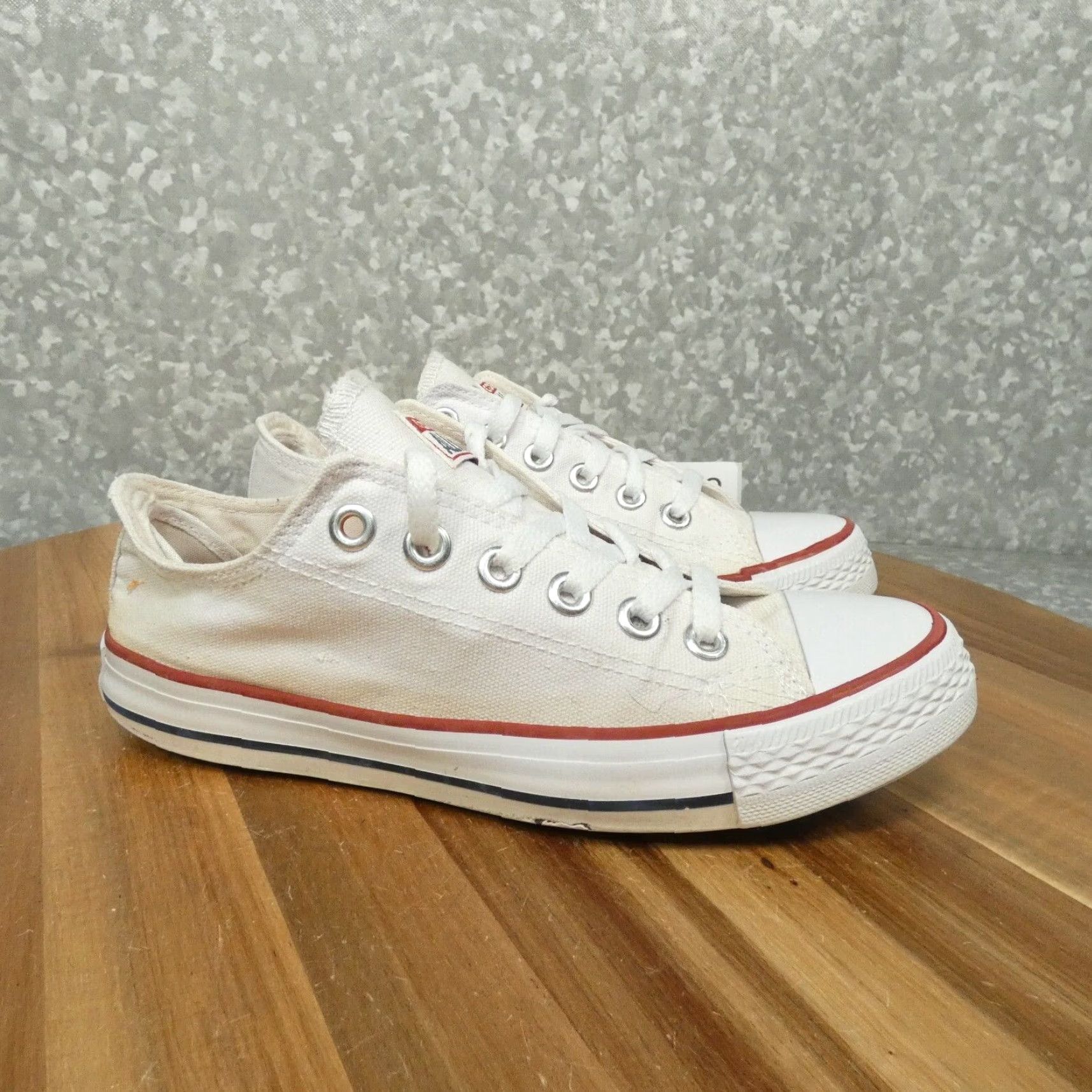 Converse Converse All-Star Chuck Taylor Sneaker Mens 3.5 Womens 5.5 White Canvas Size US 5.5 / IT 35.5 - 2 Thumbnail