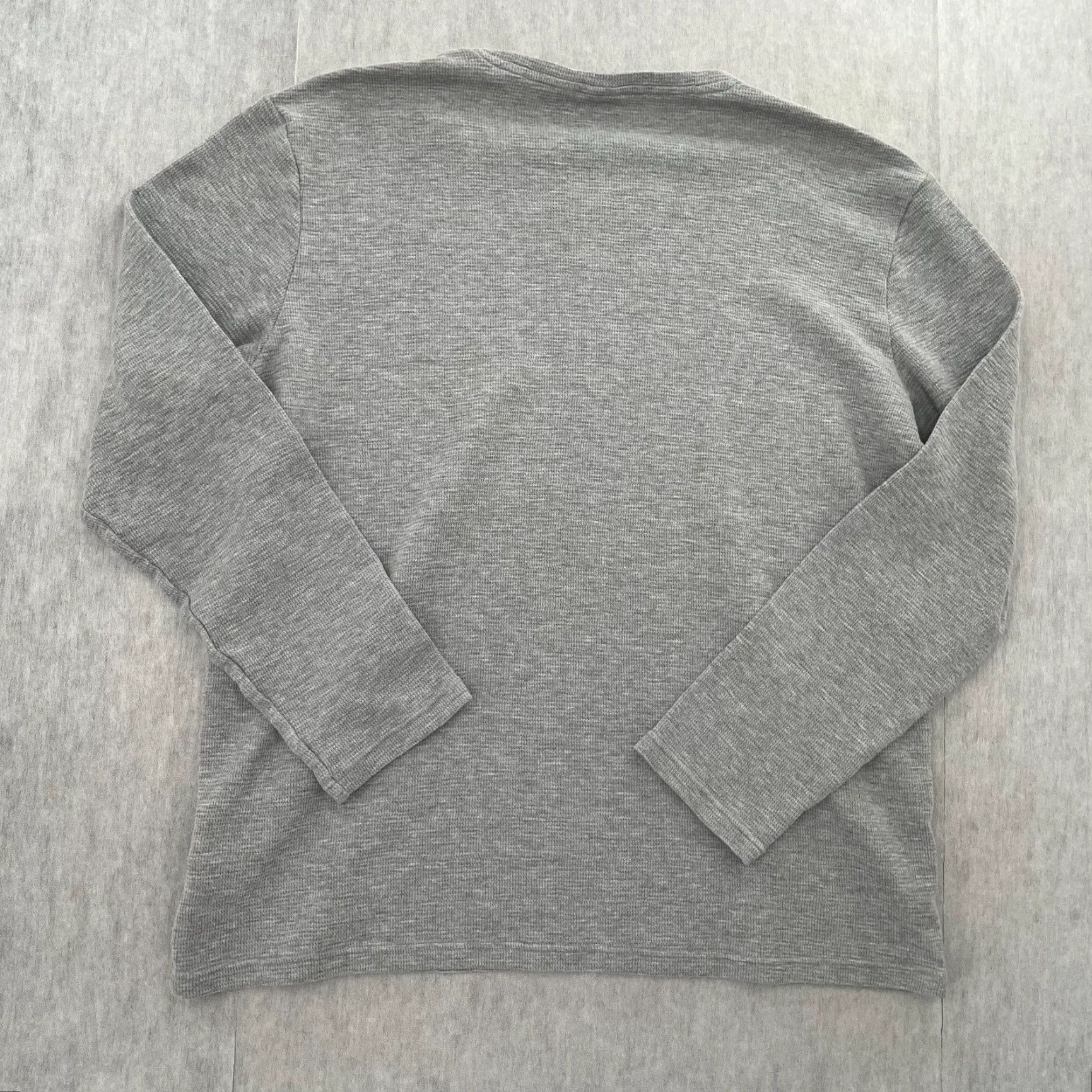 Hugo Boss HUGO BOSS Shirt Adult XL Gray Waffle Knit Crew Neck Long Sleeve Mens XL, Cotton Blend, Classic Fit, Solid, T-Shirt, Preowned Size US XL / EU 56 / 4 - 4 Thumbnail