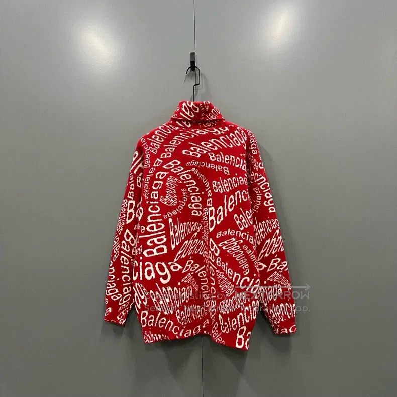 Balenciaga Balenciaga White and red barrage logo knitwear Size US S / EU 44-46 / 1 - 2 Thumbnail