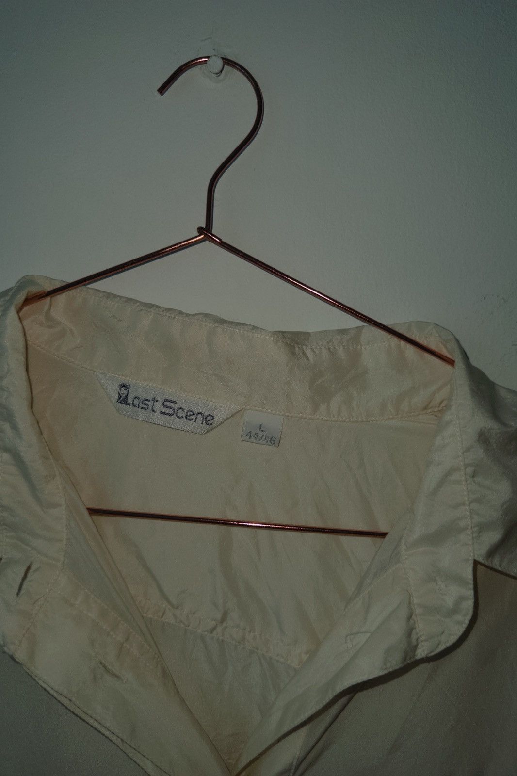 Vintage 100% Silk oversized shirt Size L / US 10 / IT 46 - 2 Thumbnail