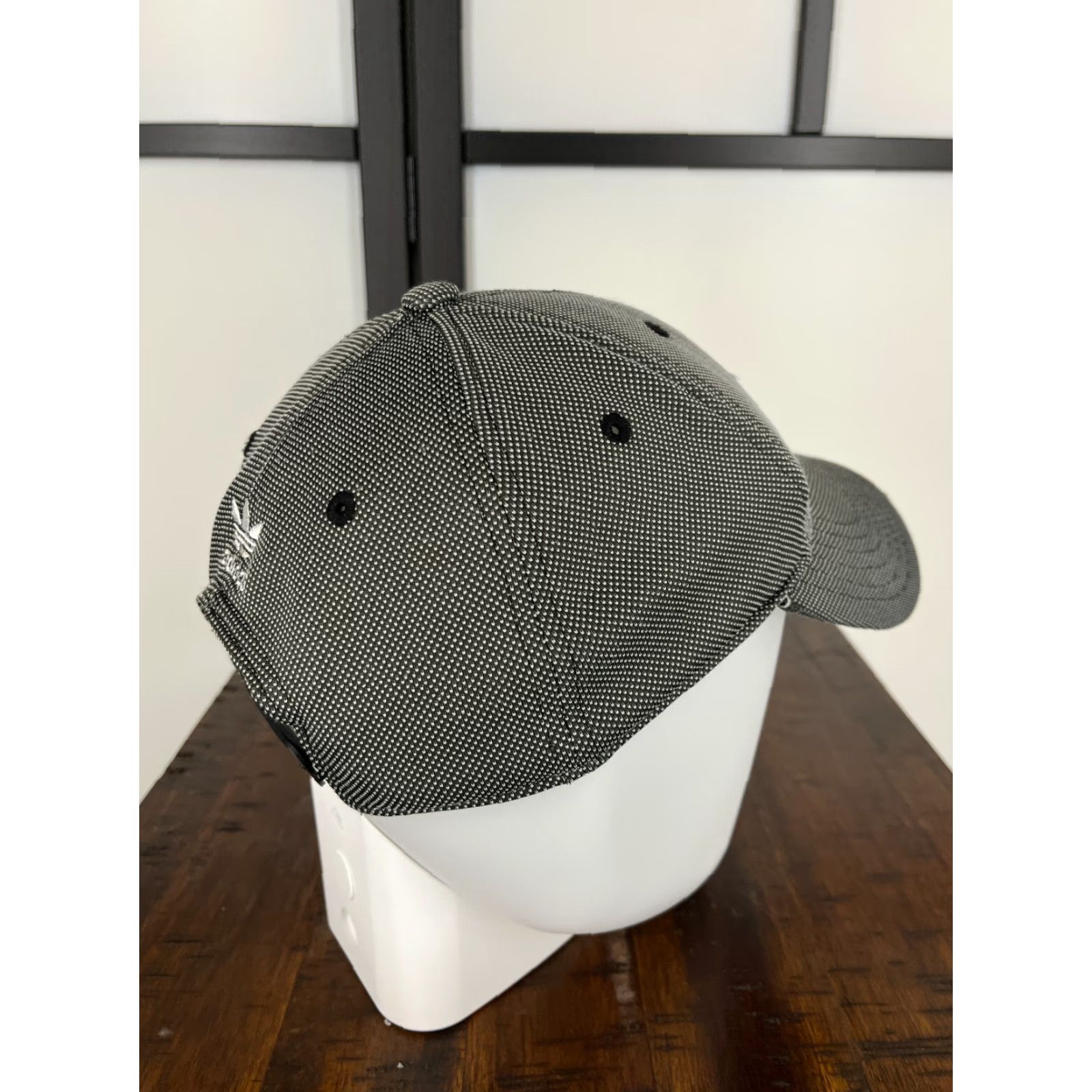 Adidas Adidas Hat Cap Snap Back Adult One Size Gray Houndstooth Cotton Poly Blend Mens Snapback Hat Gris Gray Beach Outdoor Adjustable Baseball Cap Size ONE SIZE - 7 Thumbnail
