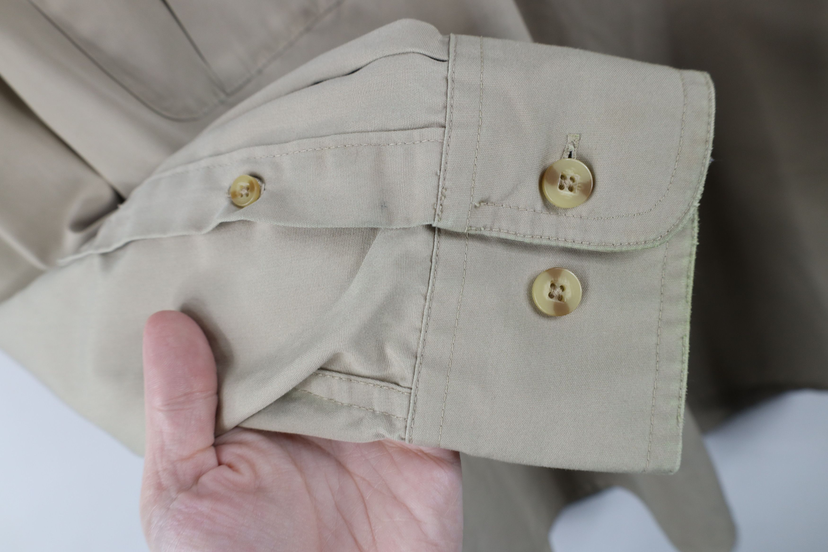 Cabelas Vintage 90s Cabelas Spell Out Safari Bush Button Shirt Beige Size US L / EU 52-54 / 3 - 7 Thumbnail