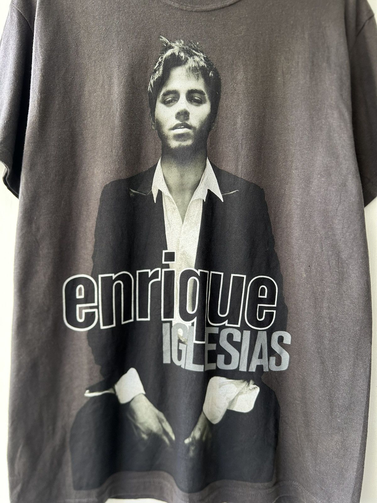 Band Tees Vintage 2000s Enrique Iglesias Tour Tee Size US M / EU 48-50 / 2 - 3 Thumbnail